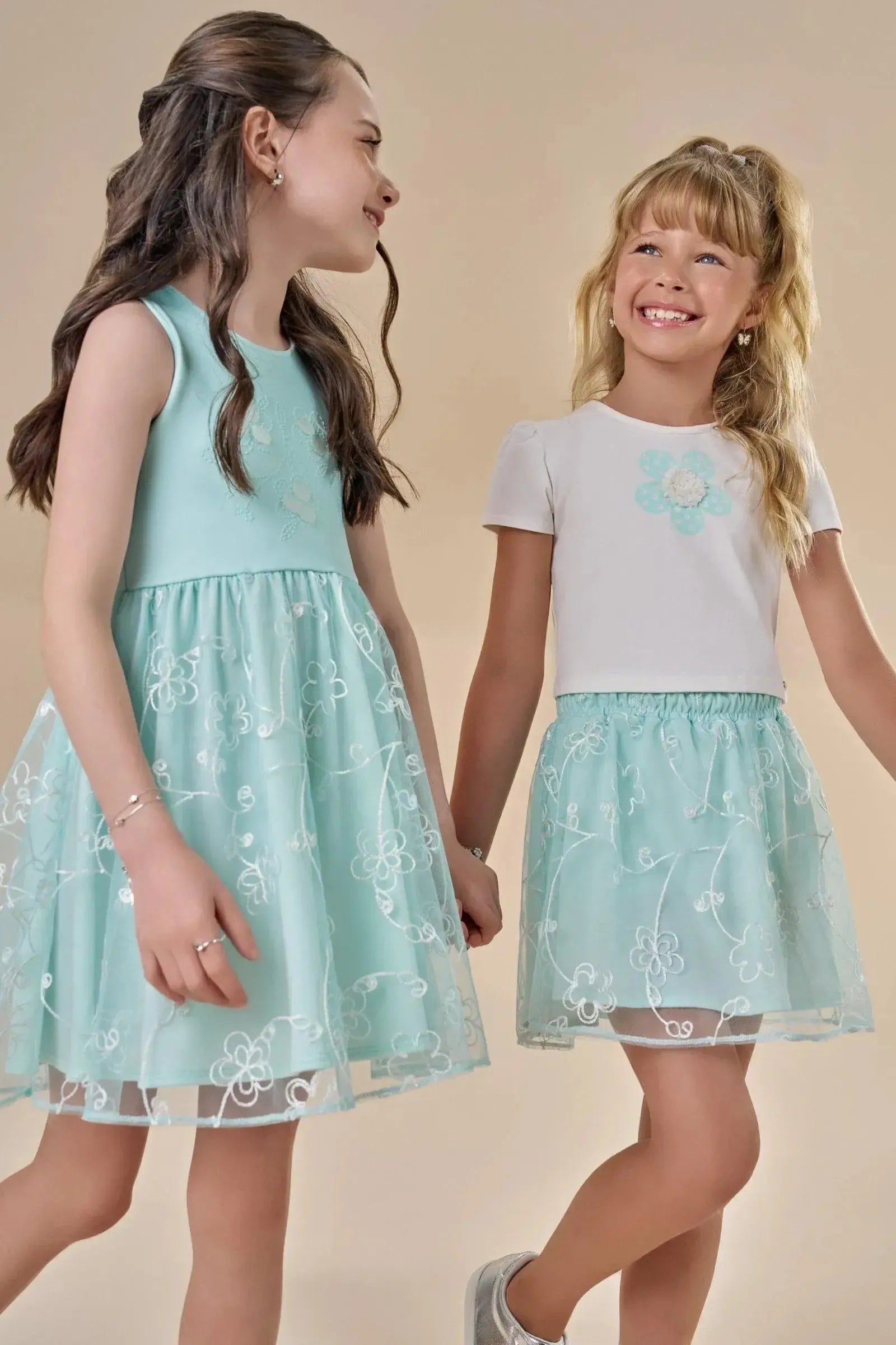 Vestido em Ribana Canelada e Tule Bordado 87209 Infanti Infantil Menina