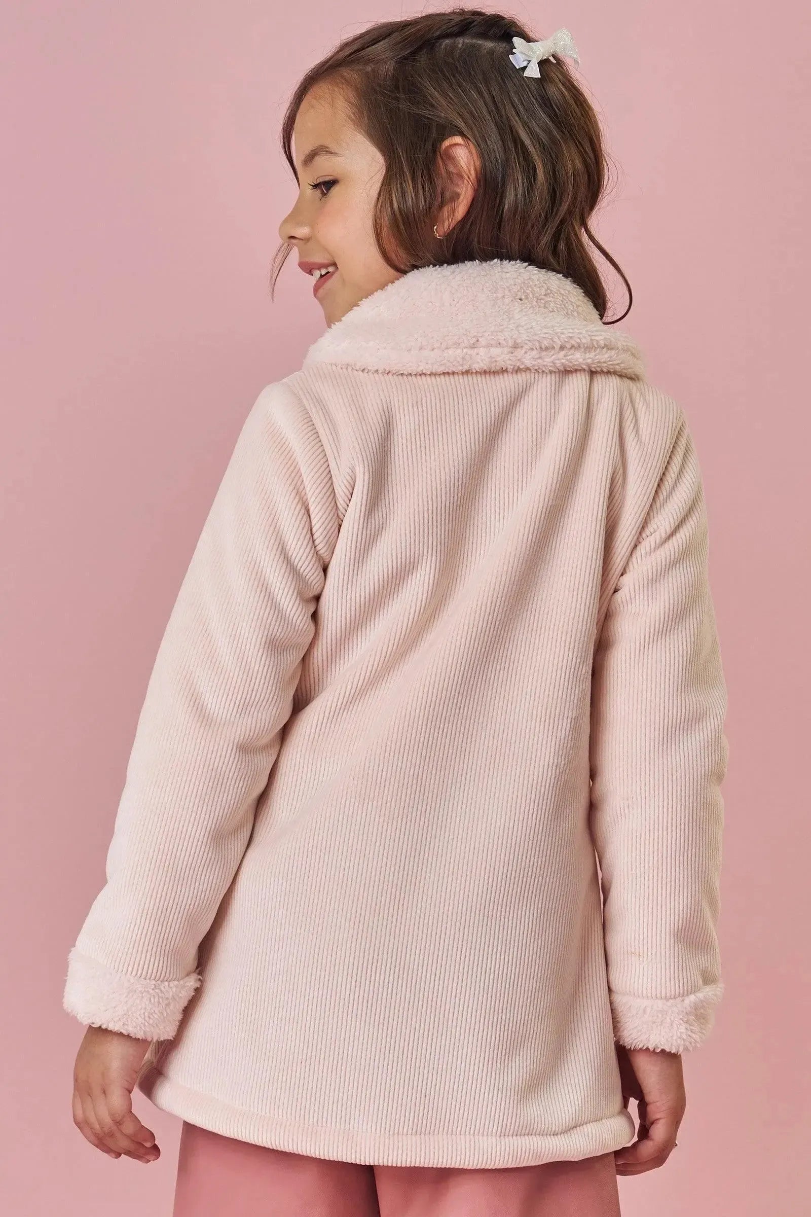 Sobretudo em Veludo Cotelê Dublado com Pelo Carneirinho 91678 Kukiê Infantil Menina