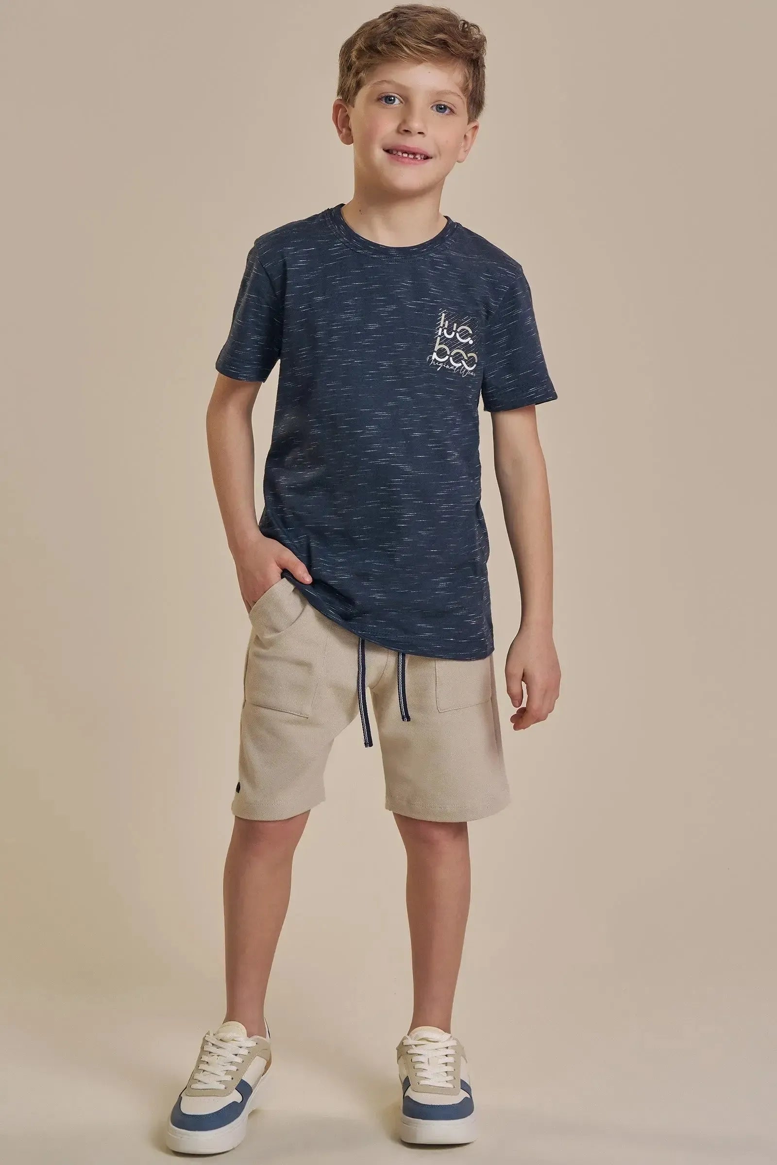 Conjunto de Camiseta em Meia Malha Flamê e Bermuda em Moletwill com Elastano 92408 LucBoo Infantil Menino