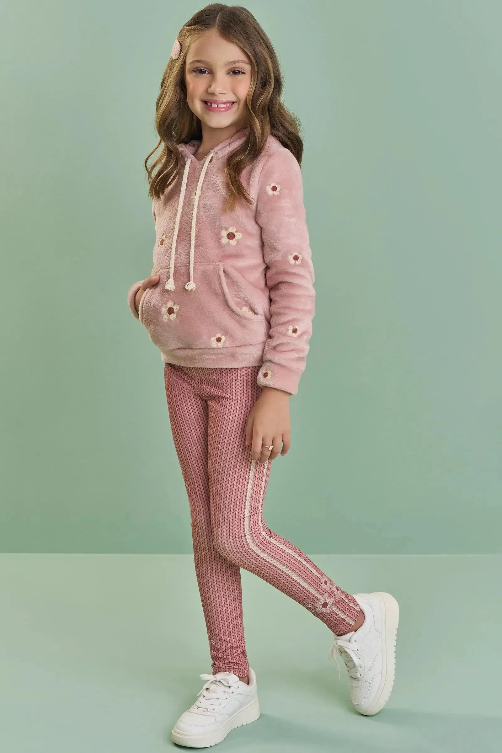 Conjunto de Blusão em Pêlo Bordado e Calça Legging em Termoskin Peluciado 92445 Kukiê Infantil Menina