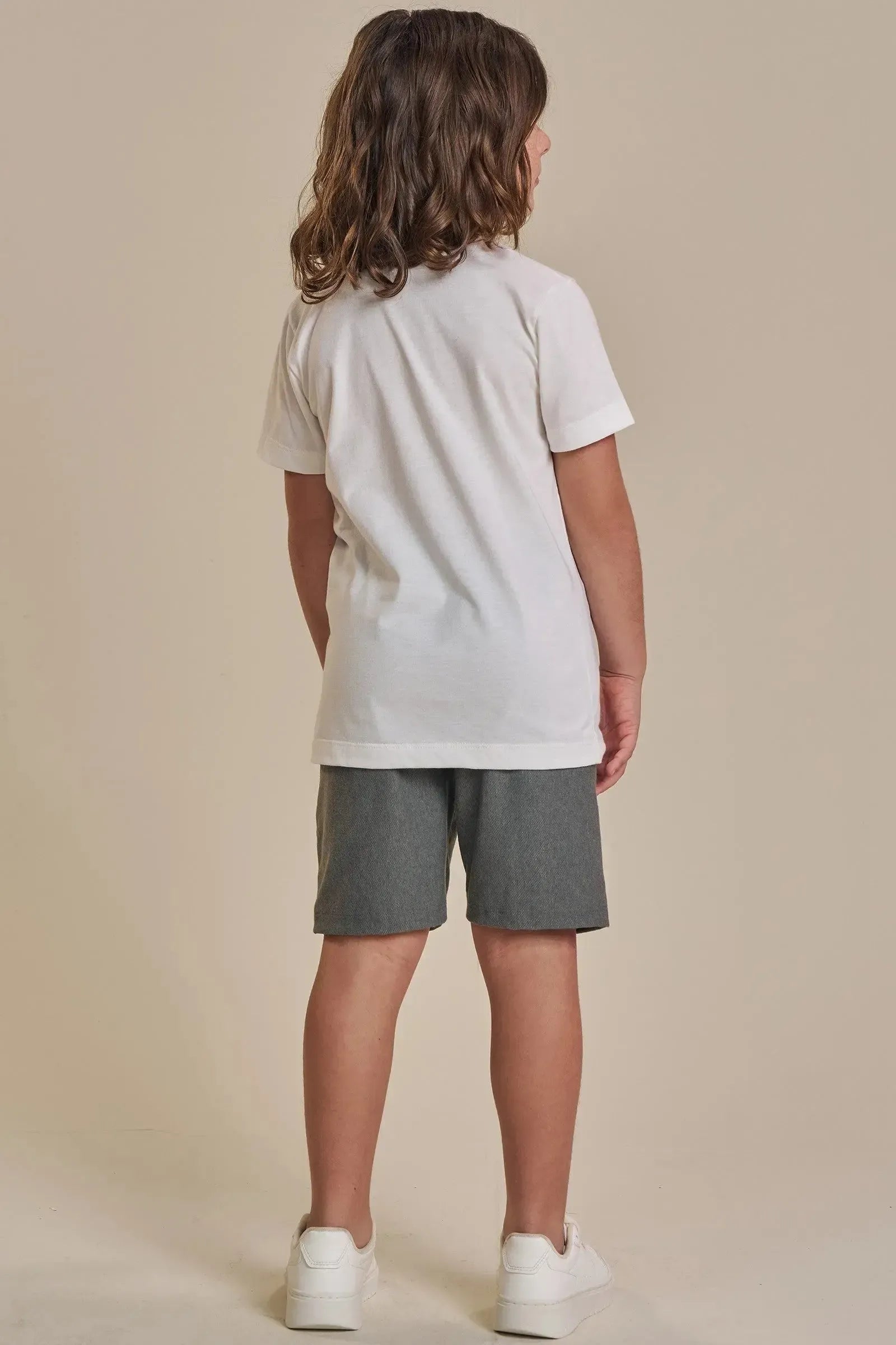 Conjunto de Camiseta em Meia Malha e Bermuda em Cotton Jeans com Elastano 93113 LucBoo Infantil Menino