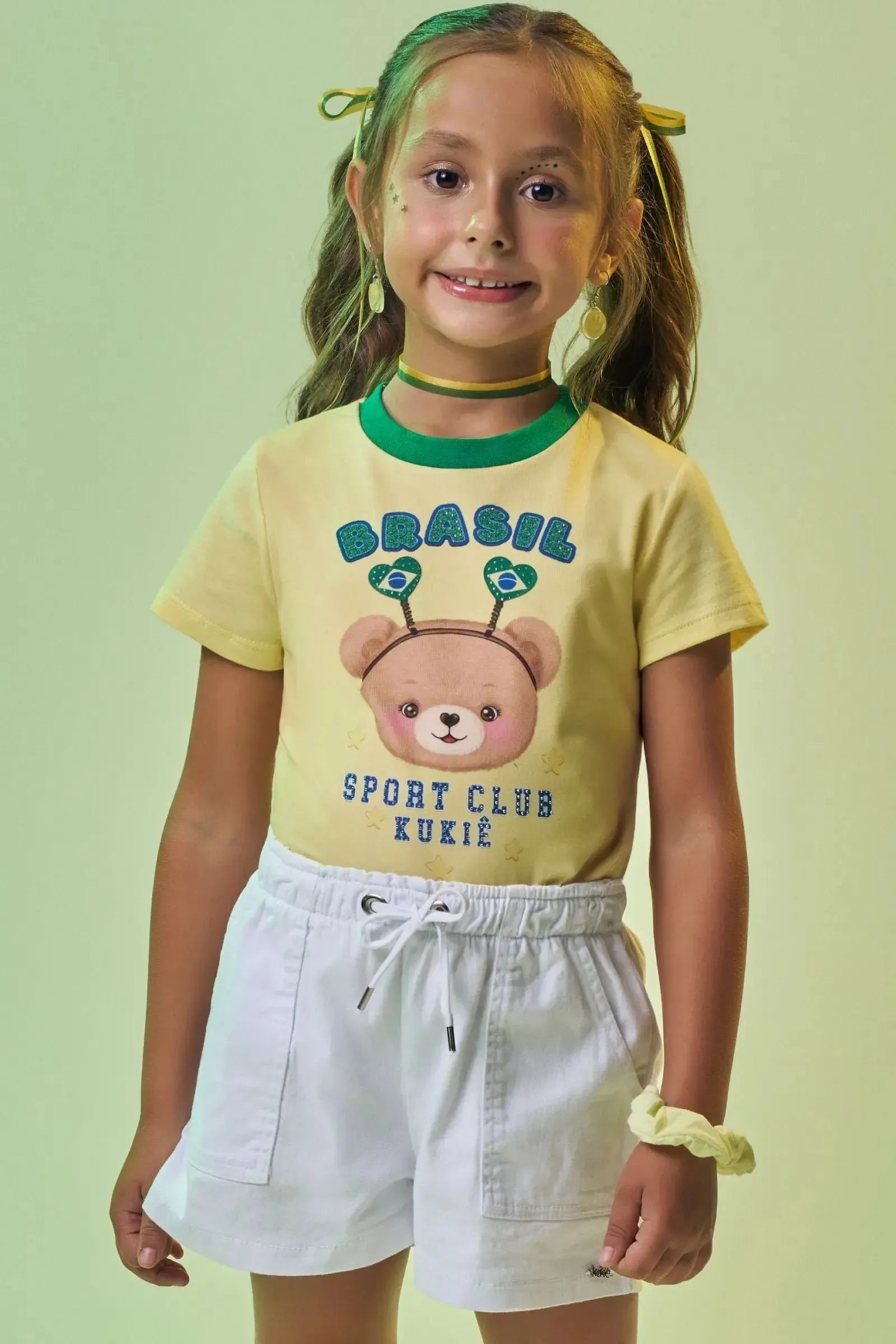 Blusa em Meia Malha Algodão Prime com Estampa de Ursinha Brilhosa. A Peça Perfeita Para Torcer com Muito Conforto Fofura e Estilo! 99745 Kukiê Infantil Menina