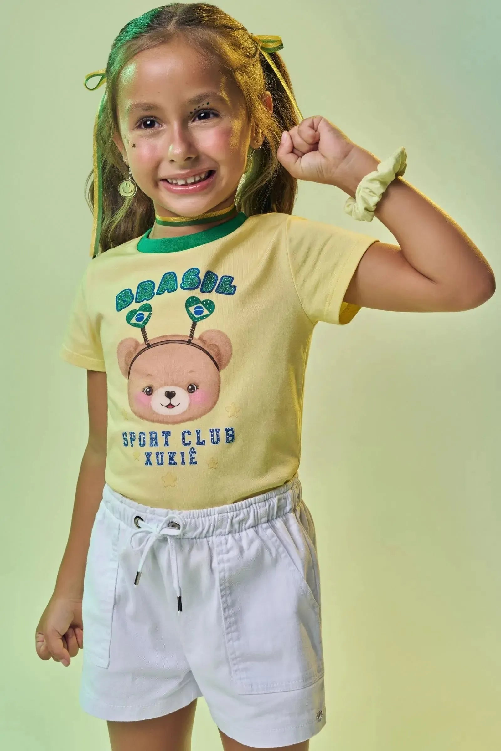 Blusa em Meia Malha Algodão Prime com Estampa de Ursinha Brilhosa. A Peça Perfeita Para Torcer com Muito Conforto Fofura e Estilo! 99745 Kukiê Infantil Menina