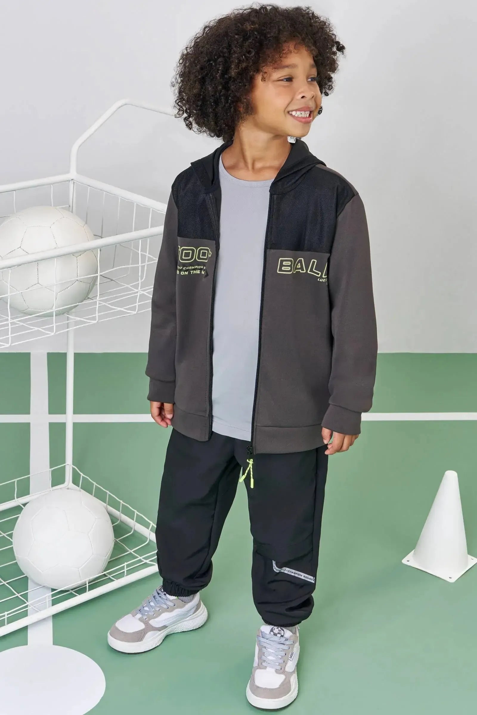 Calça Jogger em Nylon Ultrastretch com Elastano 90420 LucBoo Infantil Menino