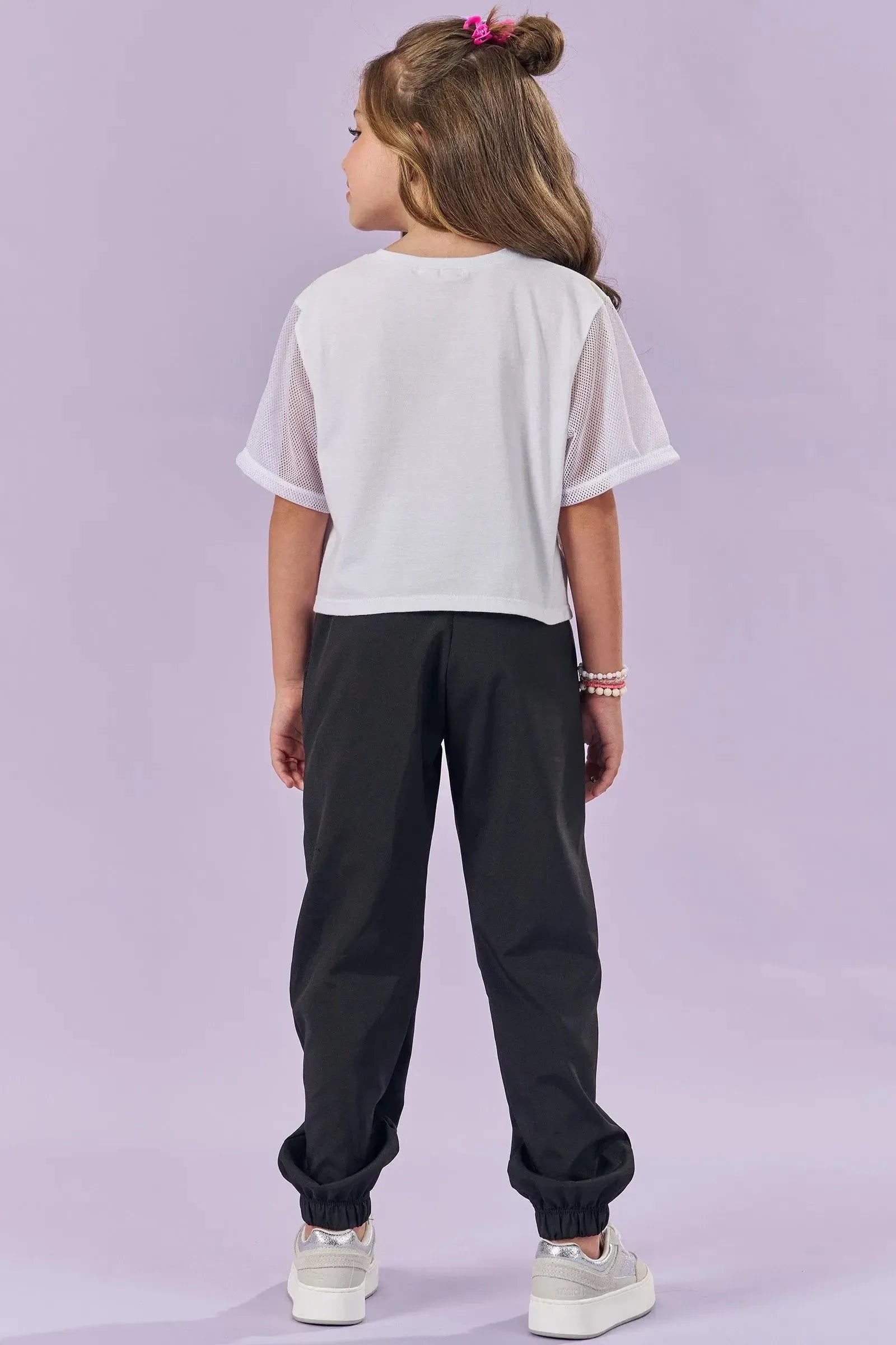 Conjunto Blusa Boxy Over em Meia Malha e Tela e Calça Jogger em Nylon 84114 Kukiê Infantil Menina