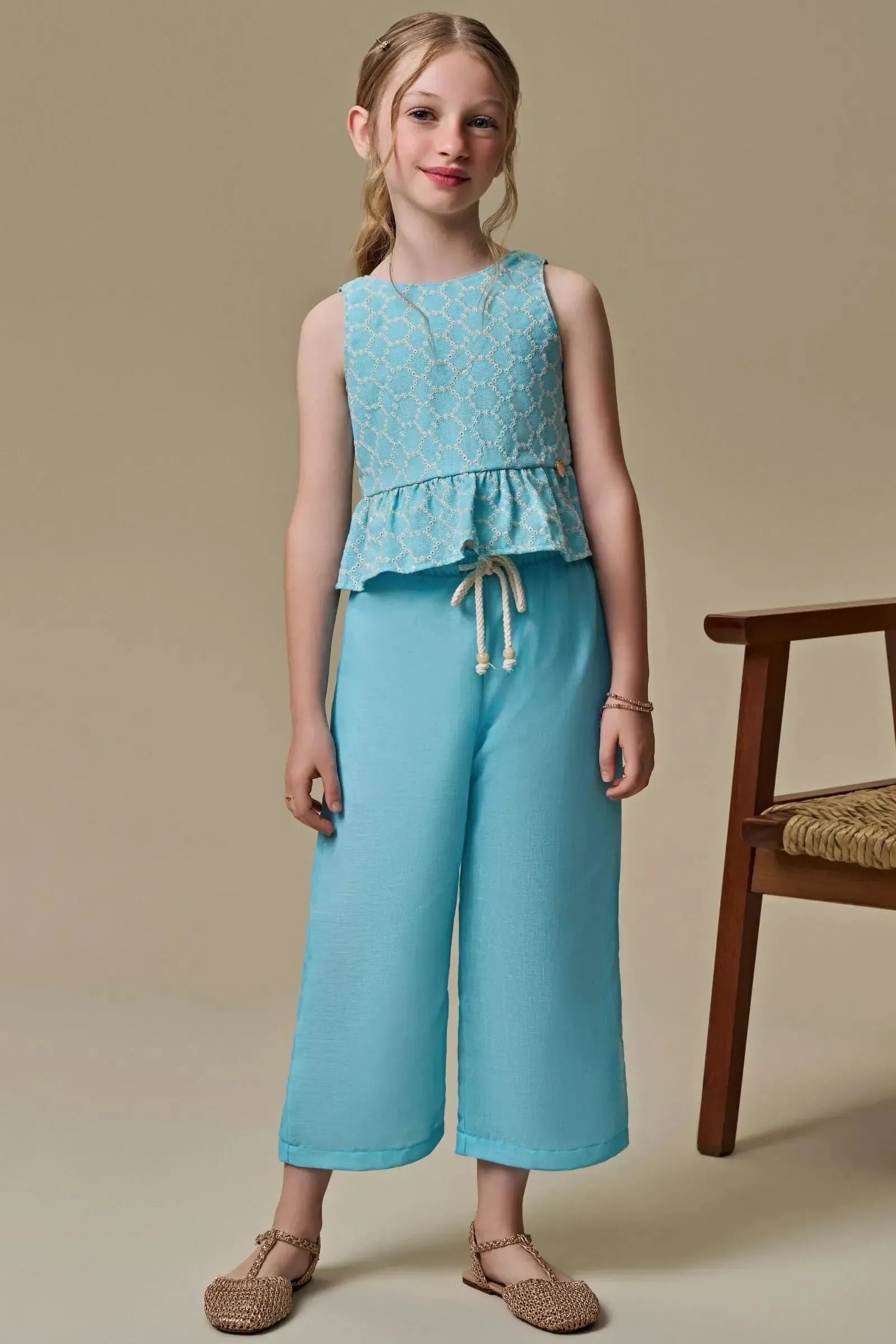 Conjunto de Bata em Linho Bordado e Calça Mariner em Tecido Linho 97017 Infanti Infantil Menina