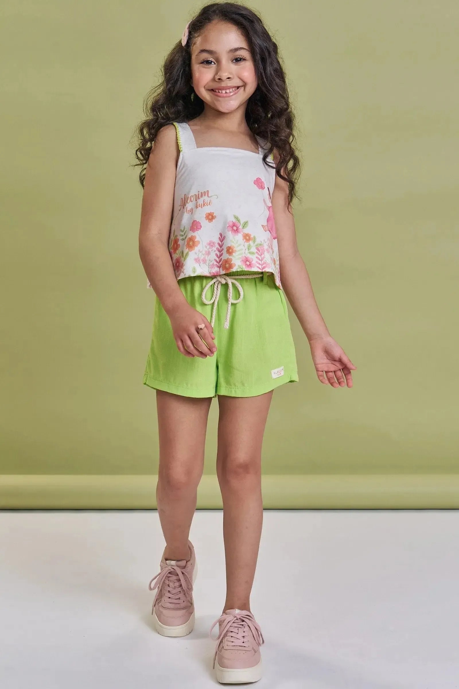 Conjunto de Bata em Malha Comfy e Shorts em Viscose 92998 Kukiê Infantil Menina