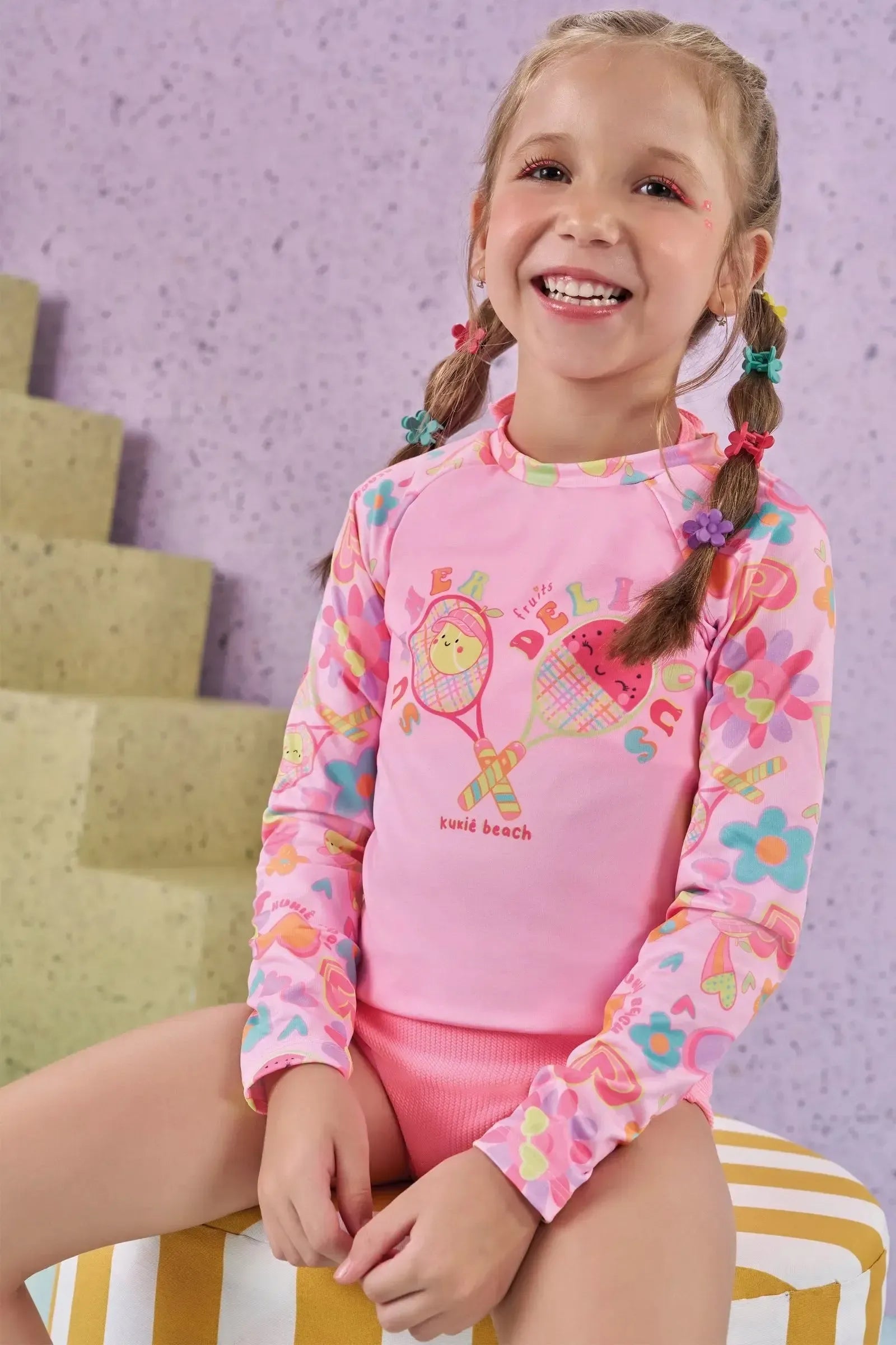 Conjunto de Biquíni em Malha Textura e Blusa em Malha com Proteção UV50+ 87737 Kukiê Infantil Menina