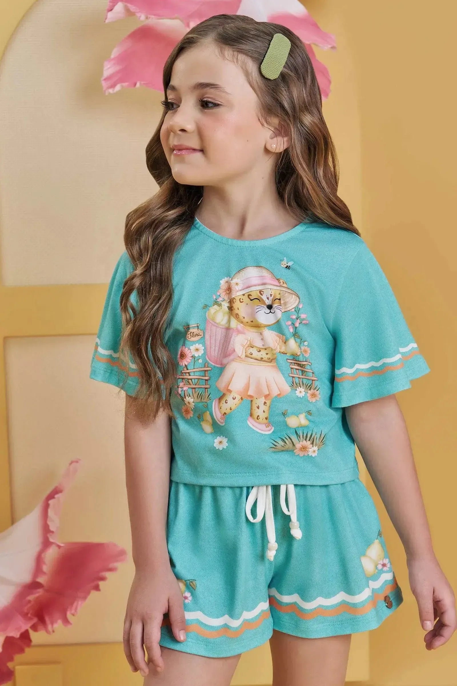Conjunto de Blusa Boxy e Shorts em Malha Fresh 85221 Infanti Infantil Menina