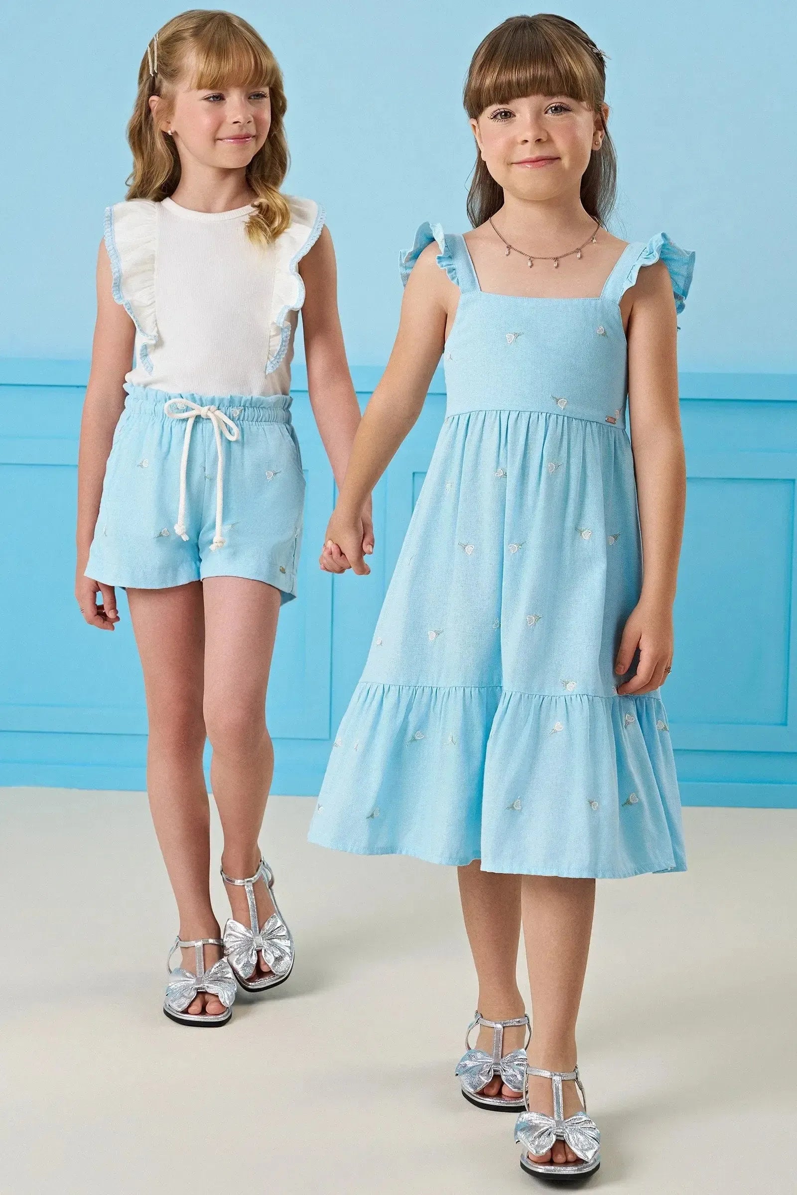 Conjunto de Blusa Boxy em Canelado e Shorts em Linho Bordado Flores 84320 Infanti Infantil Menina