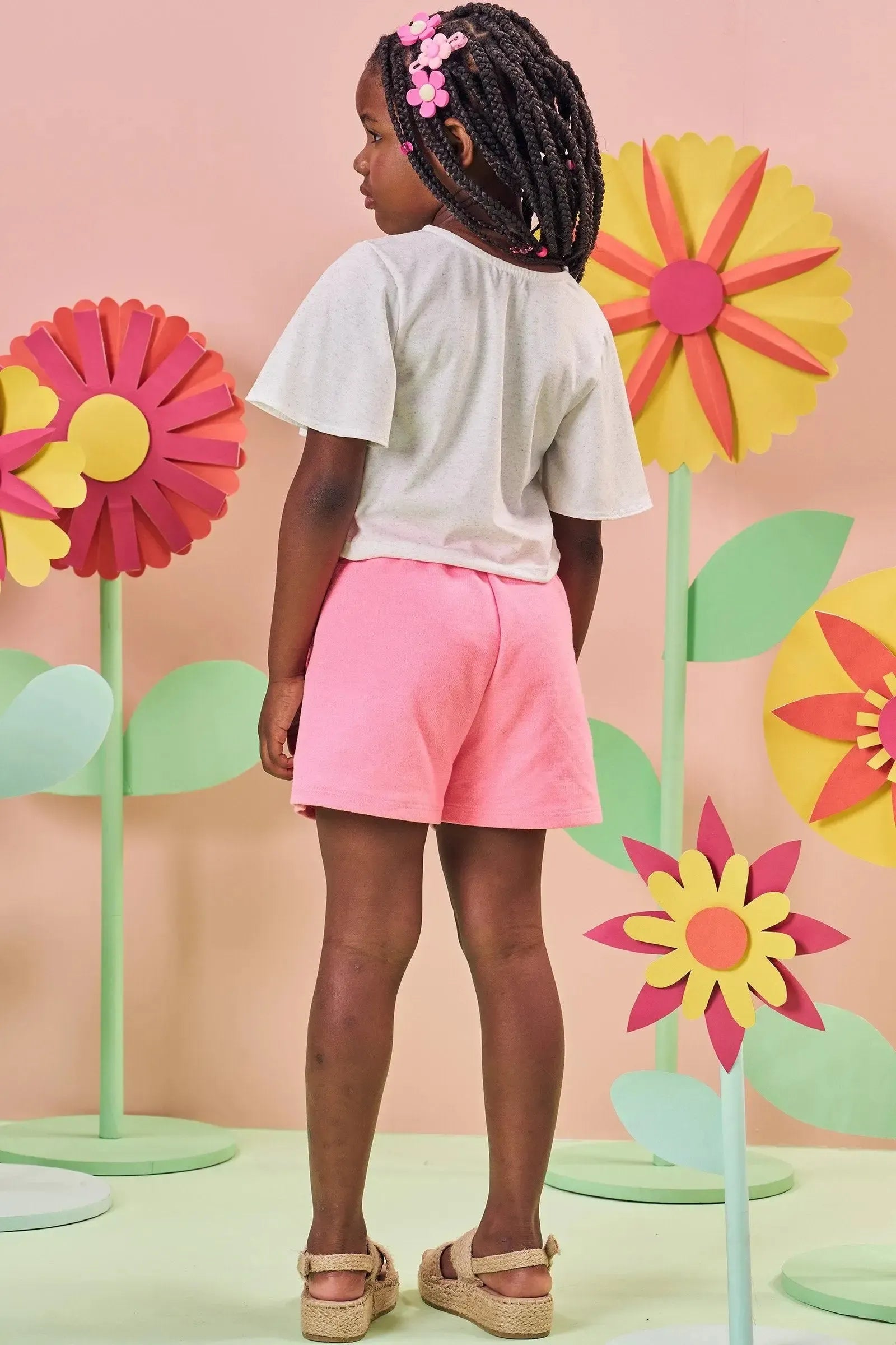 Conjunto de Blusa Boxy em Malha Fresh e Shorts em Moletom sem Pelúcia 84523 Kukiê Infantil Menina
