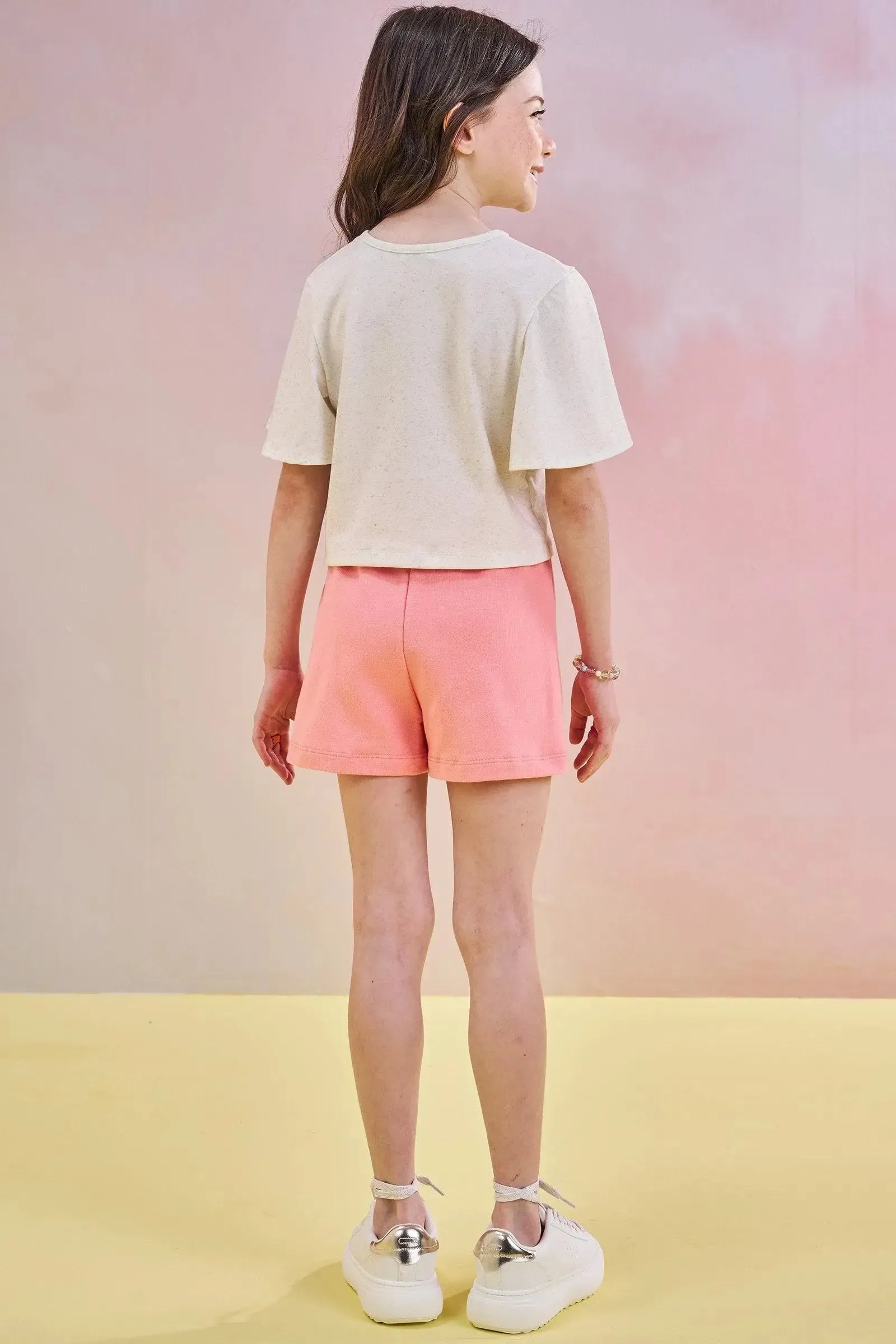 Conjunto de Blusa Boxy em Malha Power e Shorts em Moletom sem Pelúcia 85254 Infanti Infantil Menina