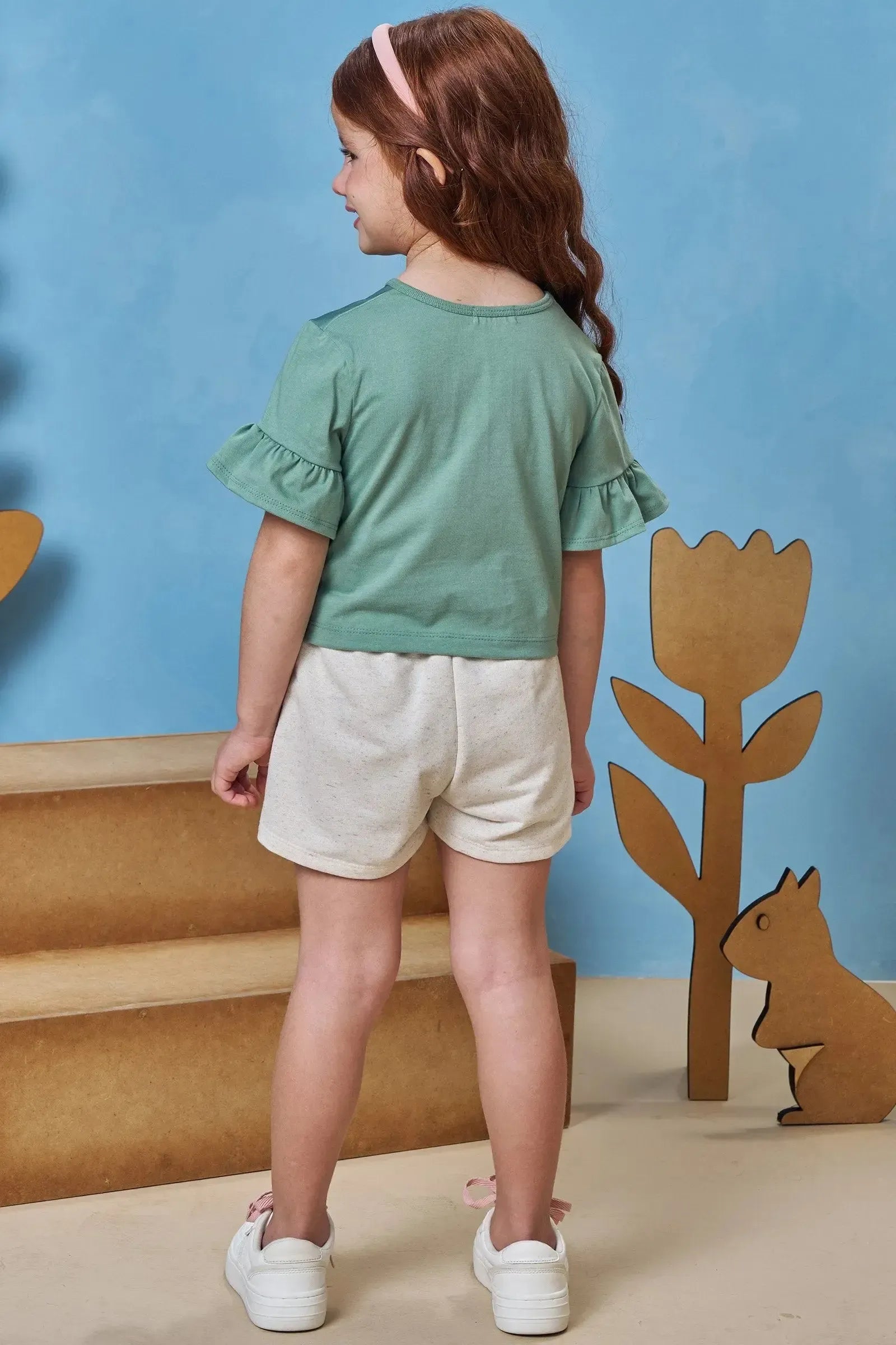 Conjunto de Blusa Boxy em Meia Malha e Shorts em Moletom sem Pelúcia 93323 Infanti Infantil Menina