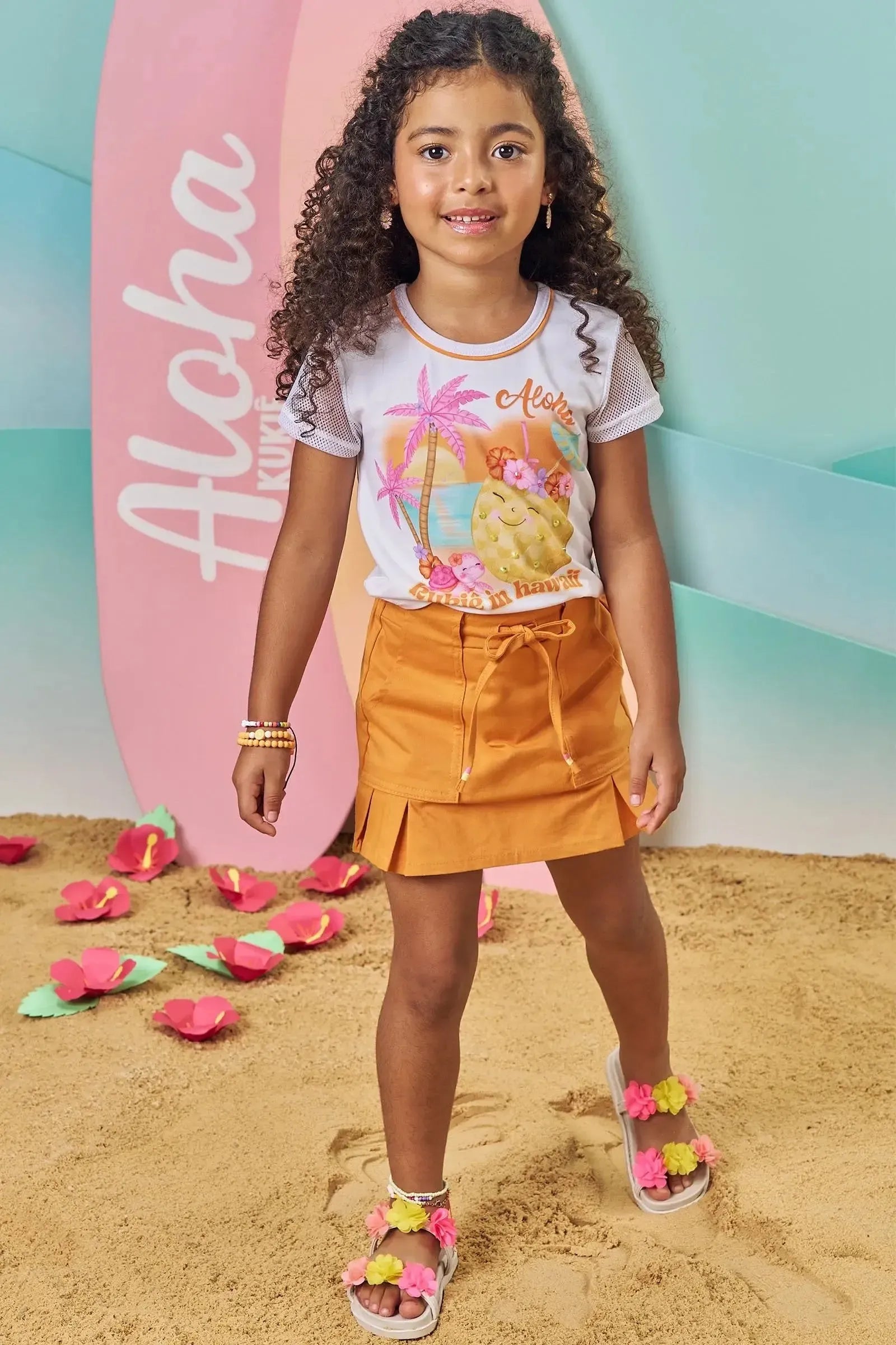 Conjunto de Blusa Boxy em Meia Malha e Tela Fashion e Short Saia em Sarja com Elastano 83948 Kukiê Infantil Menina