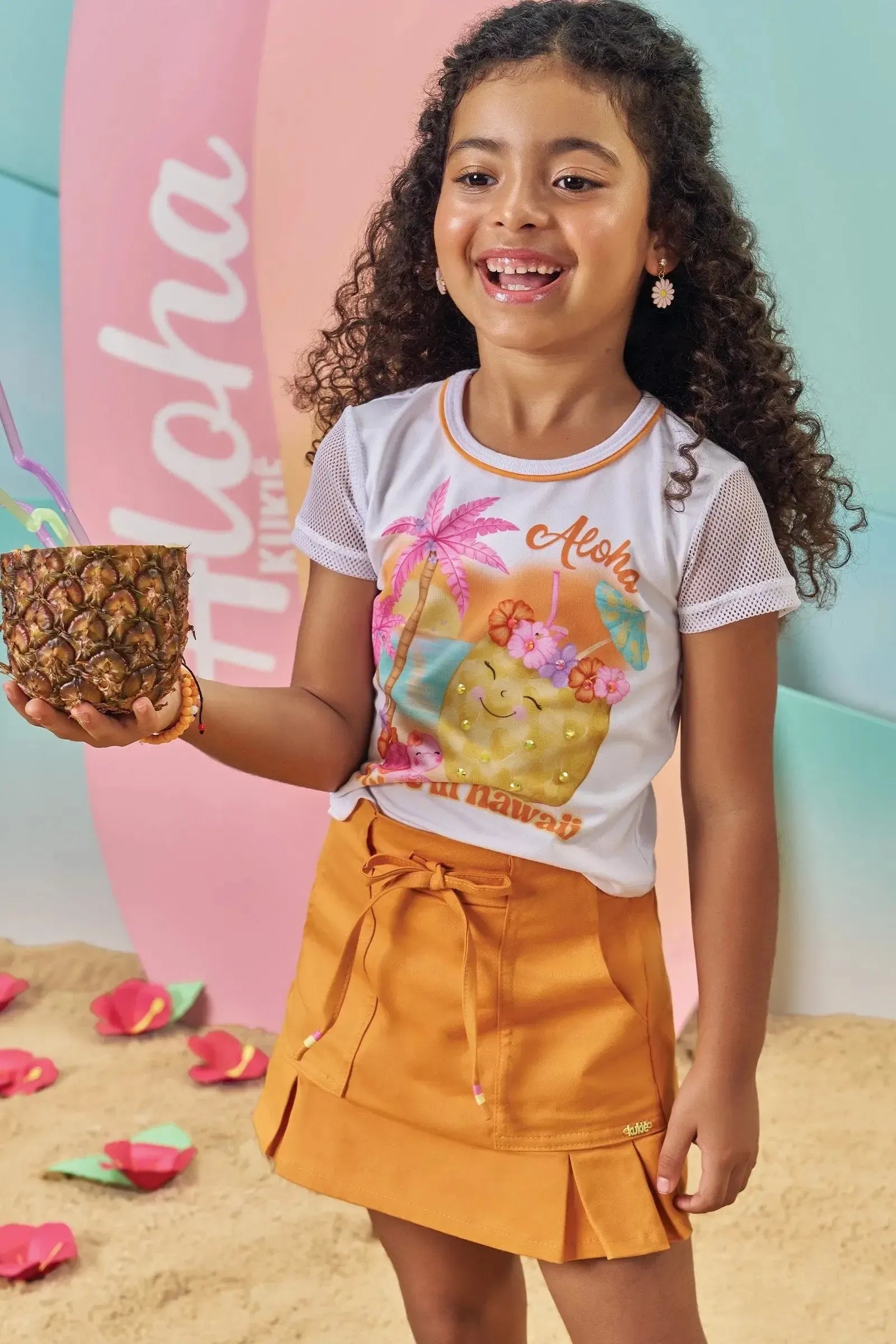 Conjunto de Blusa Boxy em Meia Malha e Tela Fashion e Short Saia em Sarja com Elastano 83948 Kukiê Infantil Menina