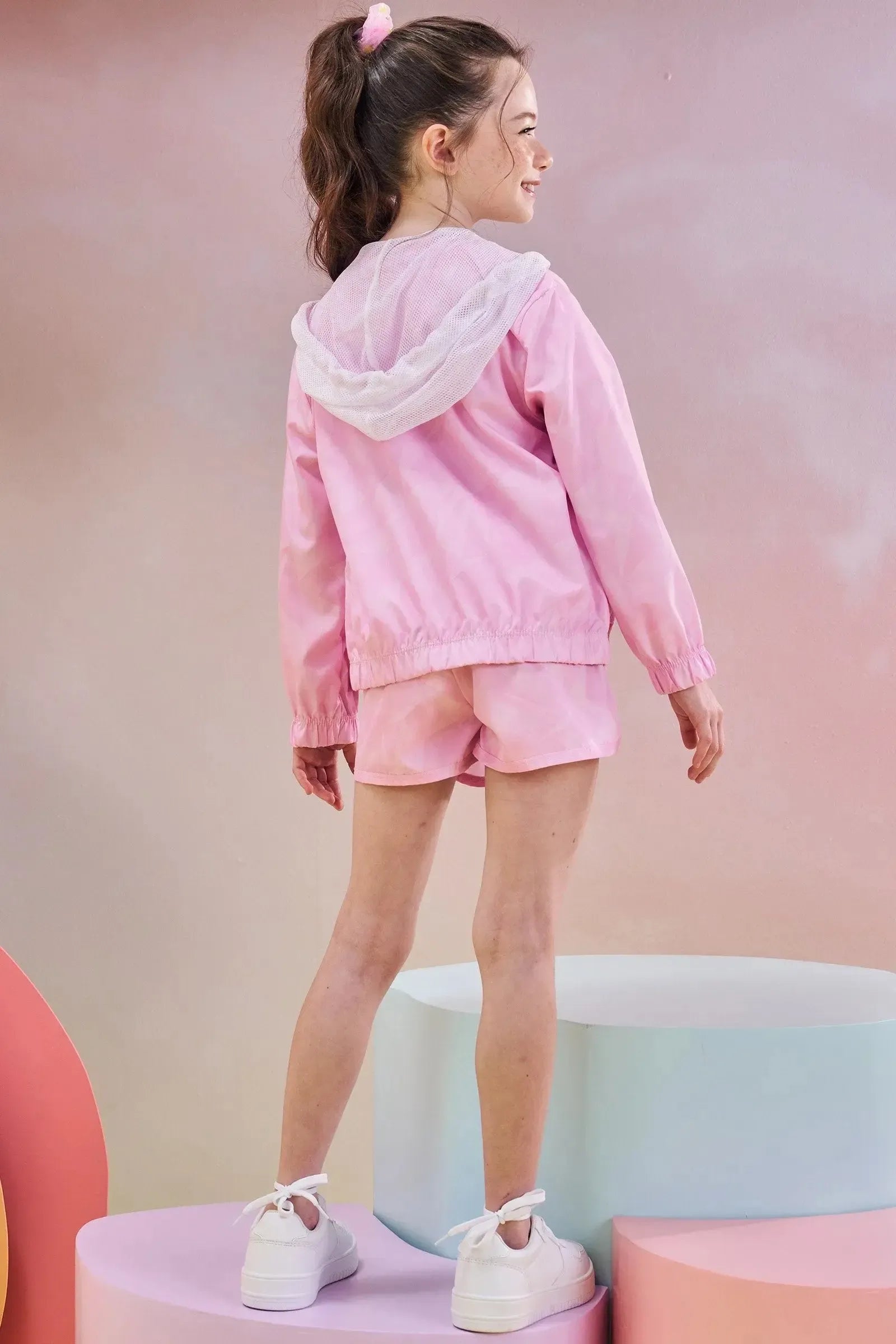 Conjunto de Blusa Boxy Over em Malha Power e Shorts em Nylon Aspen 83683 Infanti Infantil Menina