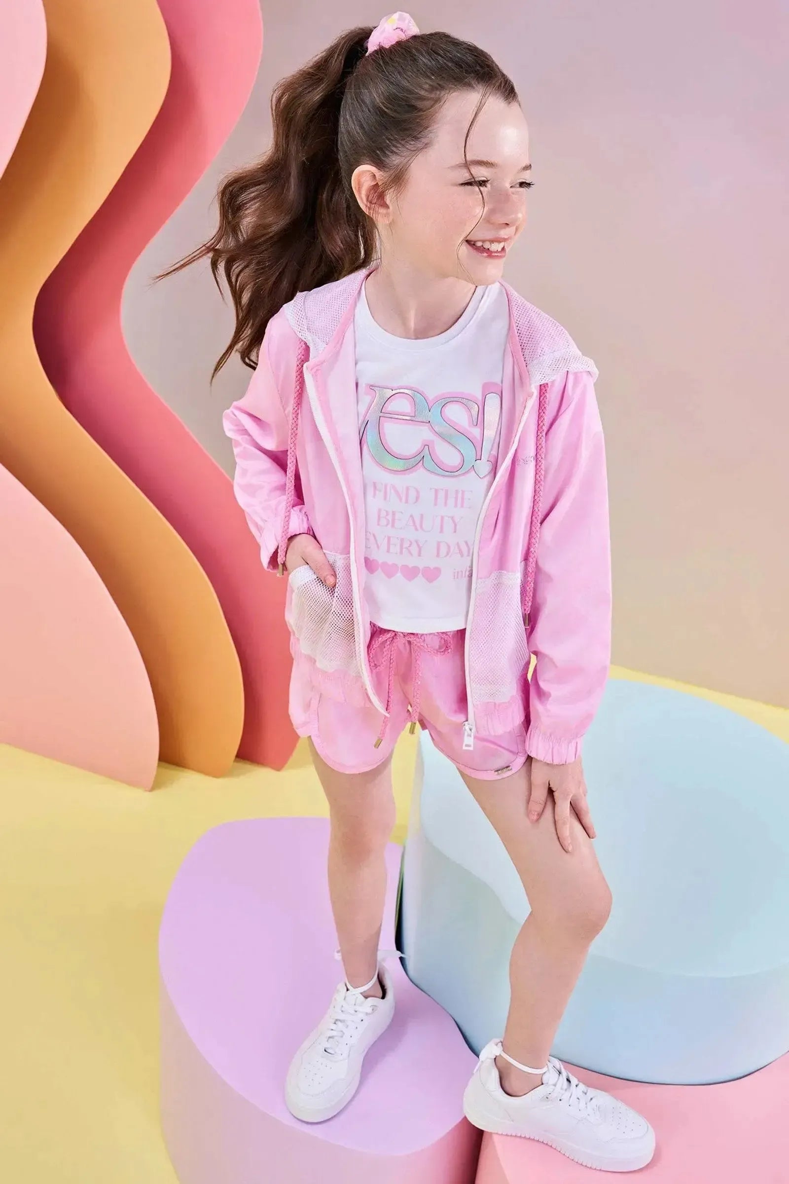 Conjunto de Blusa Boxy Over em Malha Power e Shorts em Nylon Aspen 83683 Infanti Infantil Menina