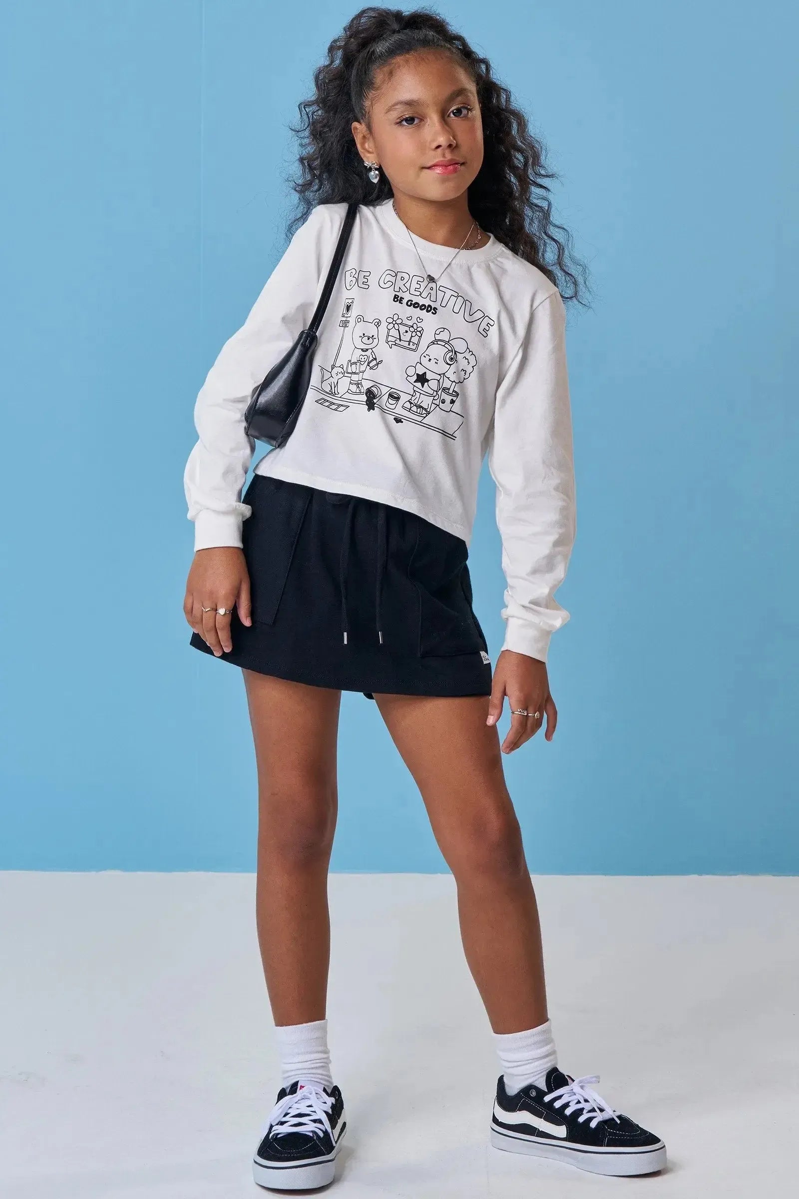 Conjunto de Blusa Boxy Over em Meia Malha e Short Saia em Moletwill 92182 Vic&Vicky Teen Menina