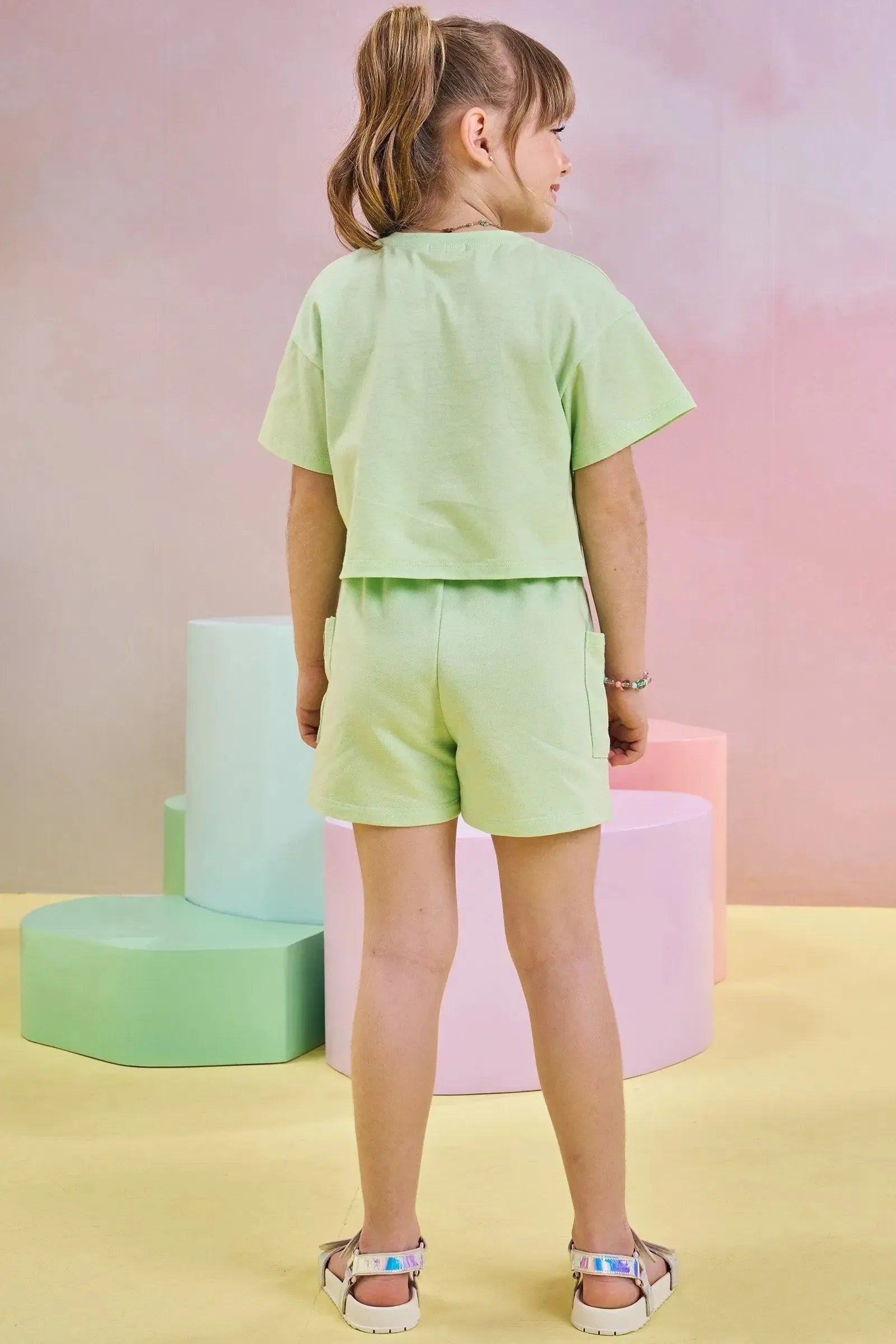 Conjunto de Blusa Boxy Over em Meia Malha e Shorts em Moletom sem Pelúcia 83115 Infanti Infantil Menina