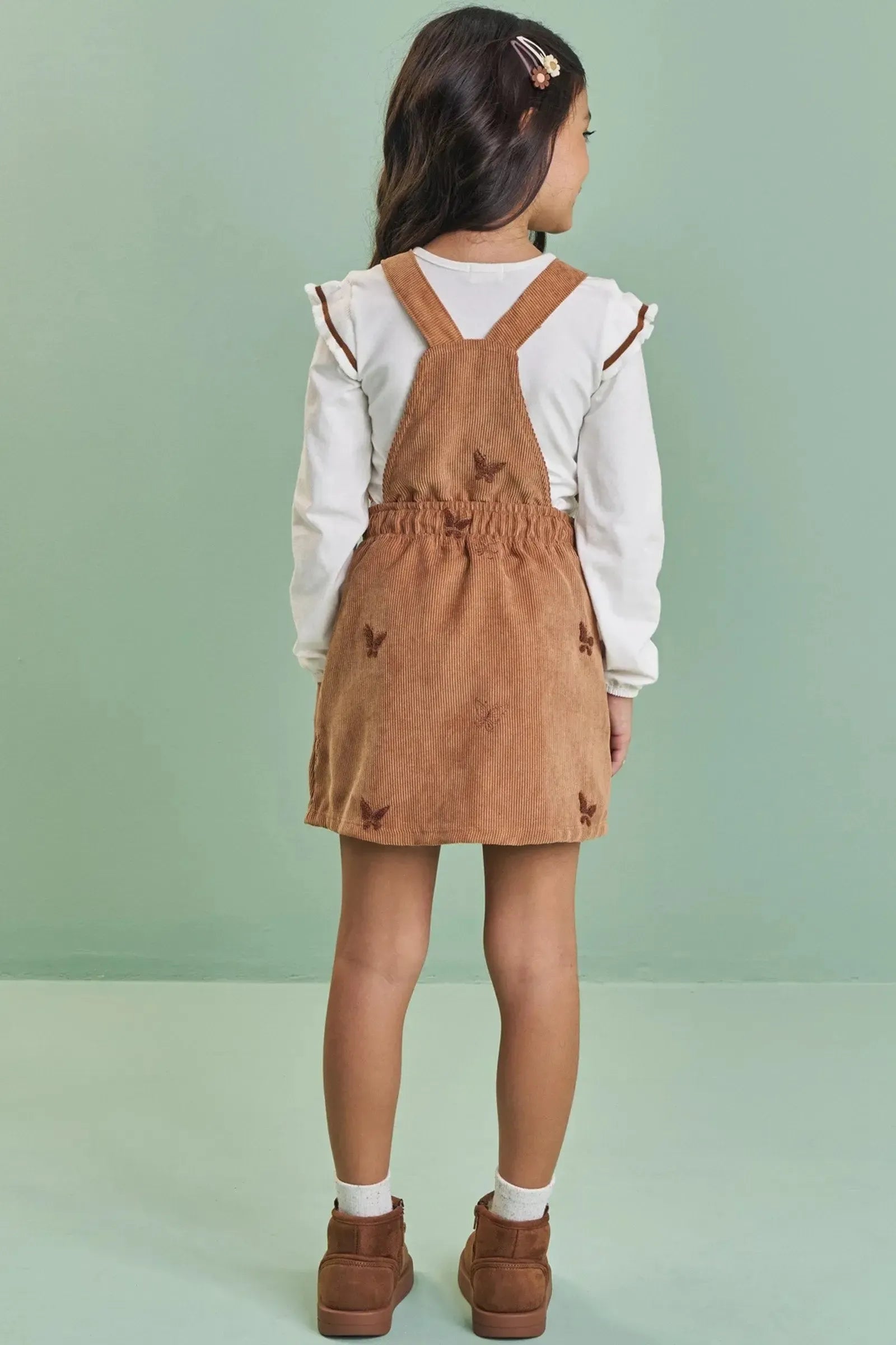 Conjunto de Blusa em Cotton e Salopete em Cotelê Bordado 92511 Kukiê Infantil Menina