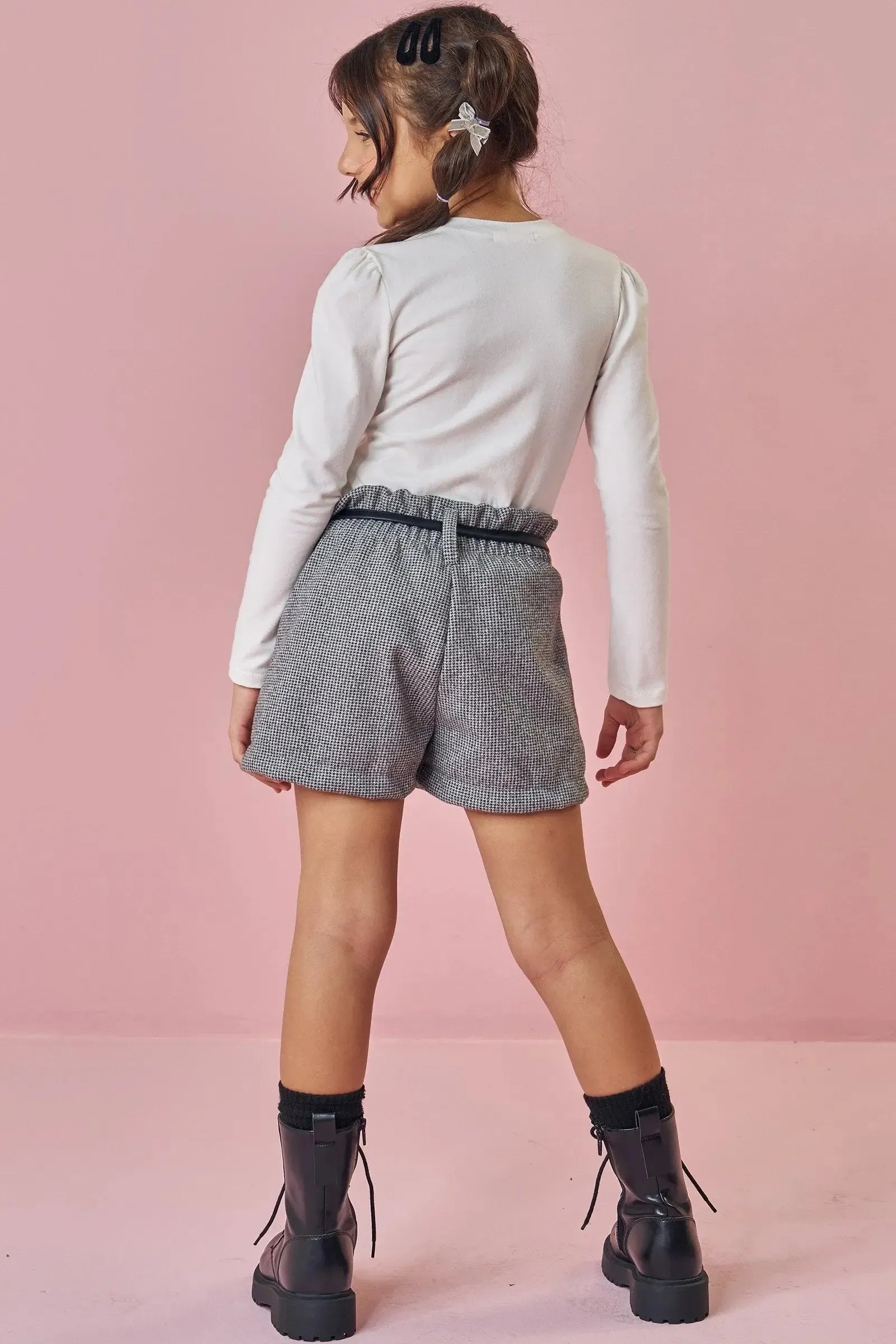 Conjunto de Blusa em Cotton e Shorts em Lã Pied de Poule 90672 Kukiê Infantil Menina