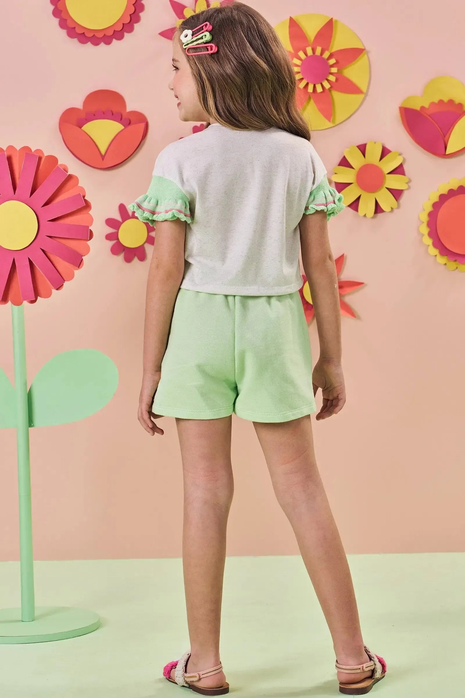 Conjunto de Blusa em Malha Fresh e Shorts em Moletom 84487 Kukiê Infantil Menina