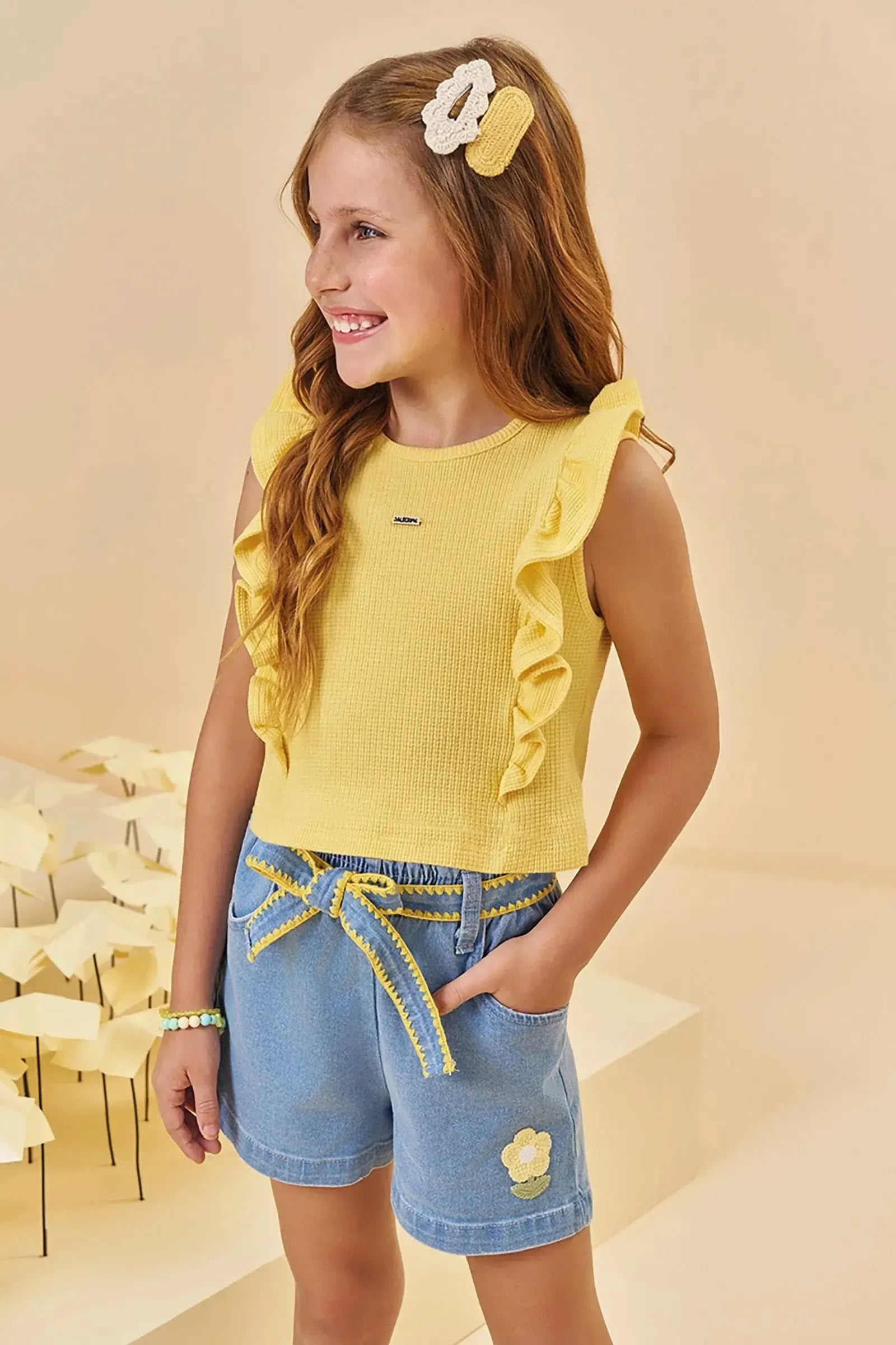 Conjunto de Blusa em Malha Waffle e Shorts em Jeans com Elastano 94796 Kukiê Infantil Menina
