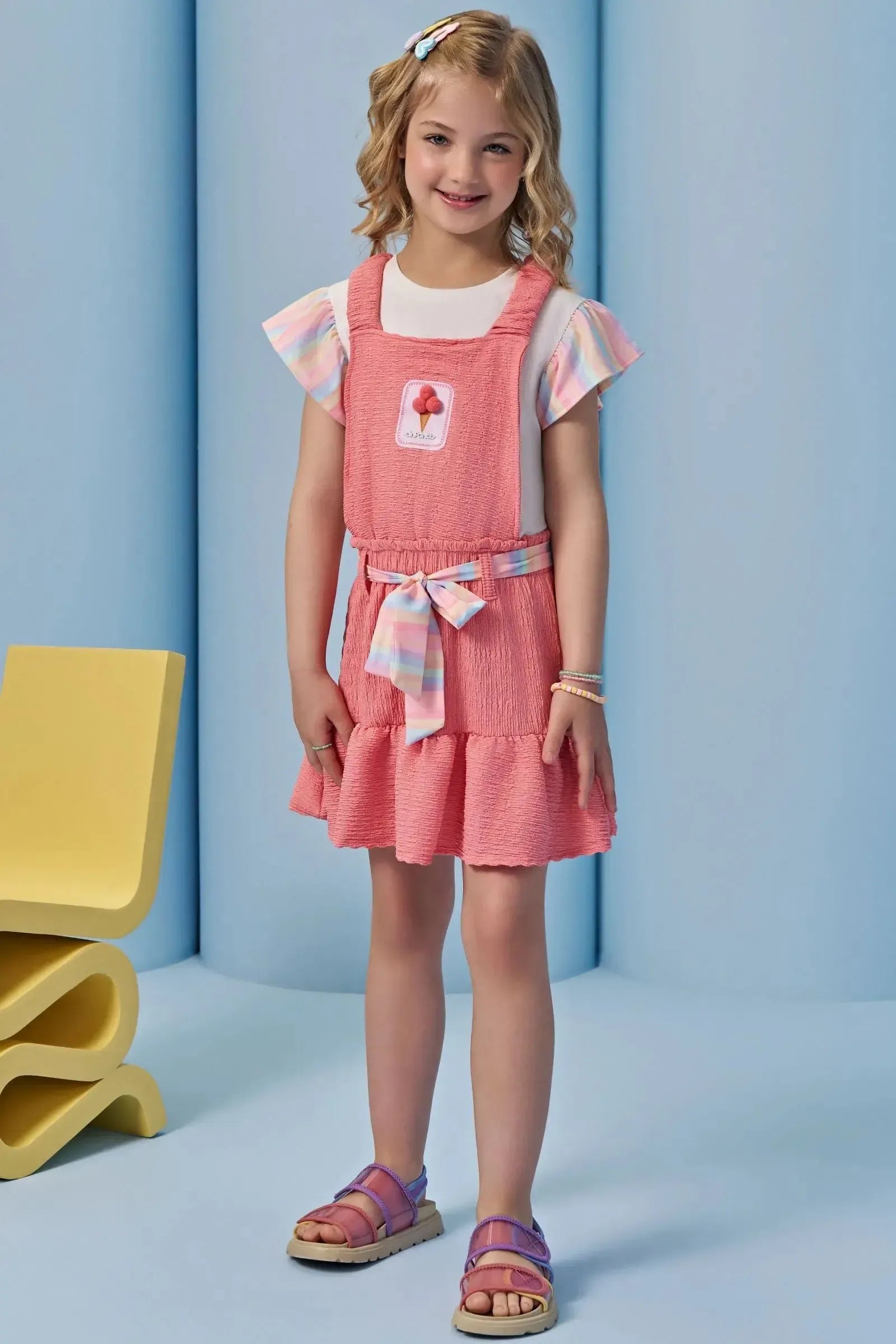 Conjunto de Blusa em Meia Malha e Salopete em Malha Enrugada 95386 Infanti Infantil Menina
