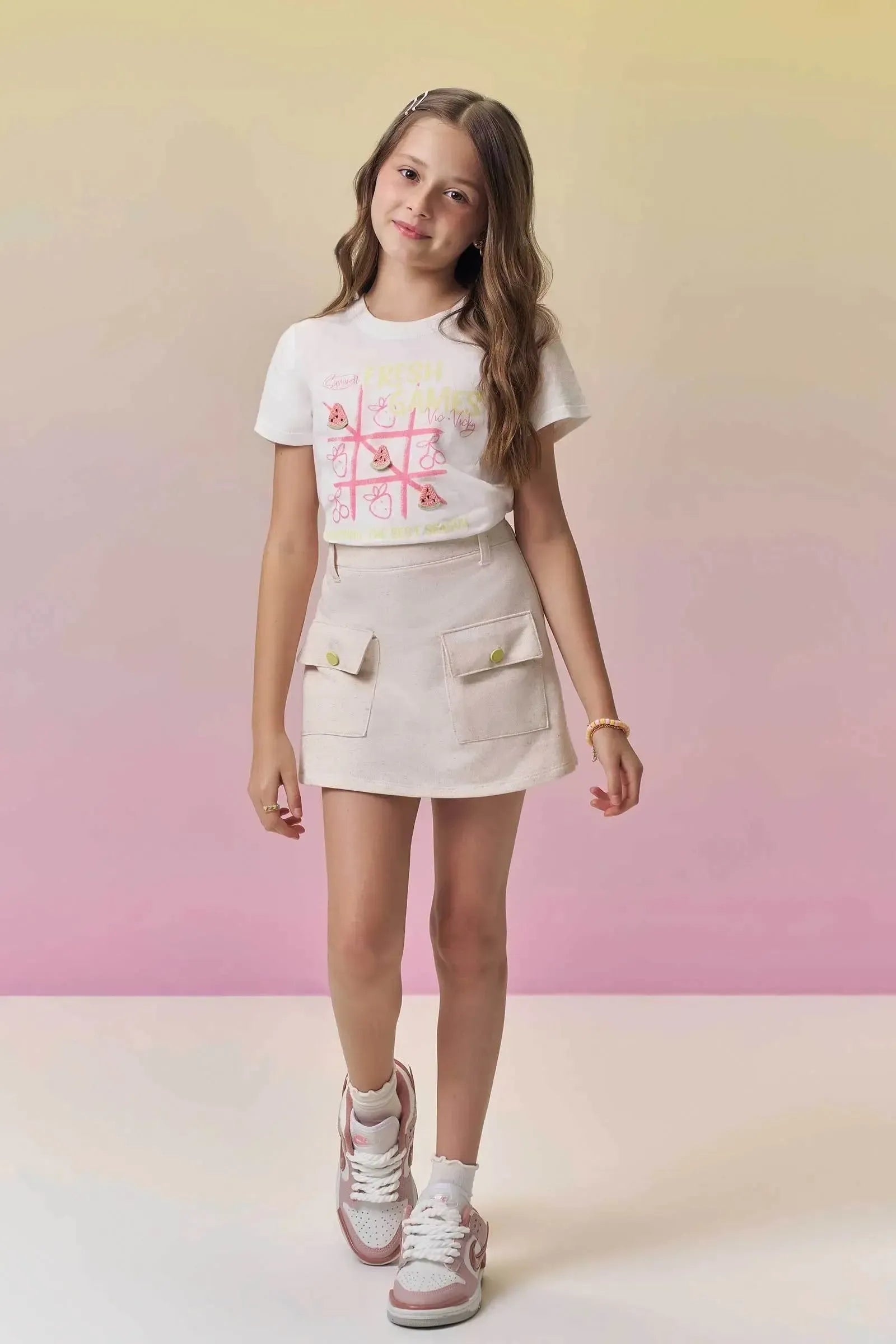 Conjunto de Blusa em Meia Malha e Short Saia em Moletom sem Pelúcia 96845 Vic&Vicky Teen Menina