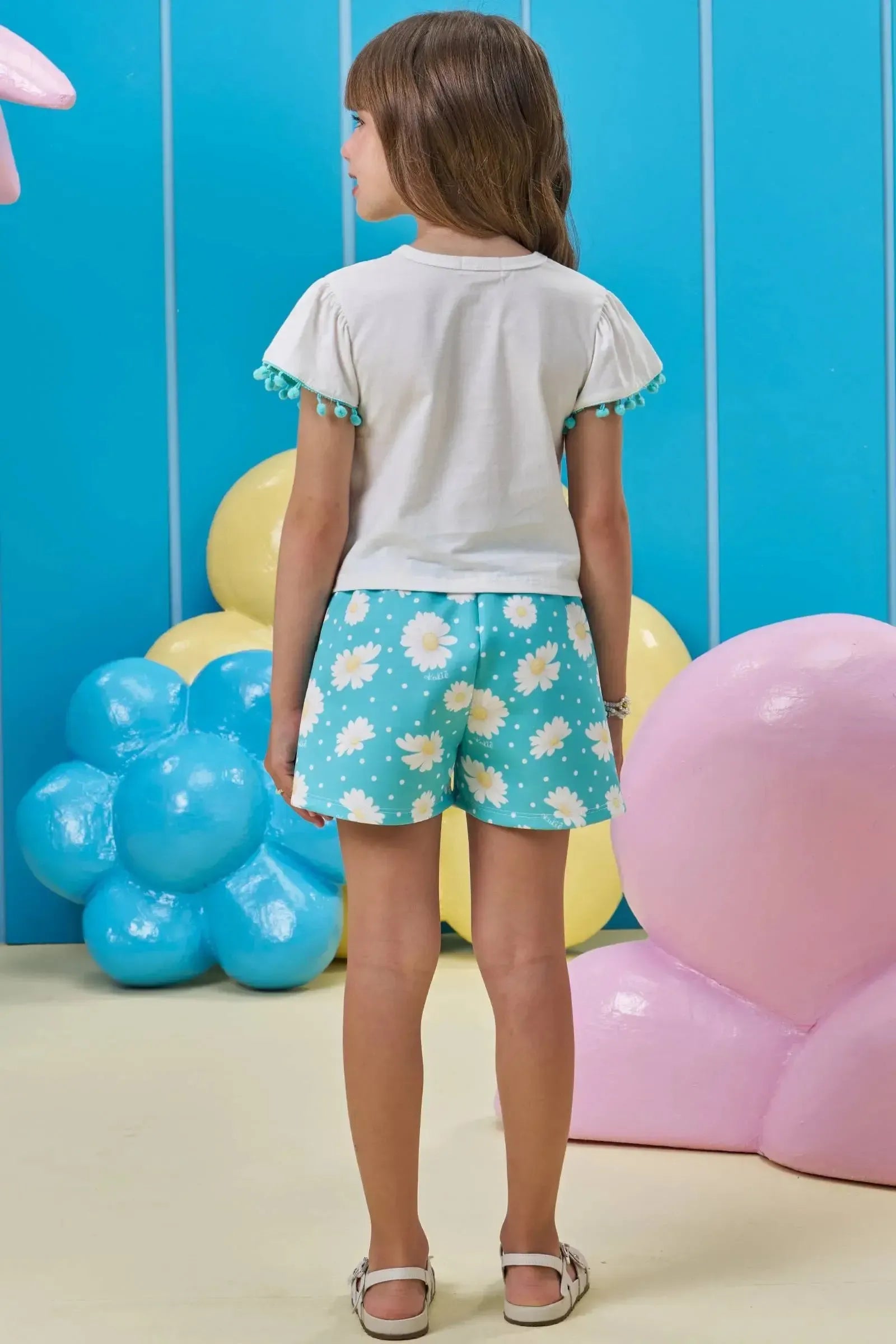 Conjunto de Blusa em Meia Malha e Shorts em Air Tech 97032 Kukiê Infantil Menina