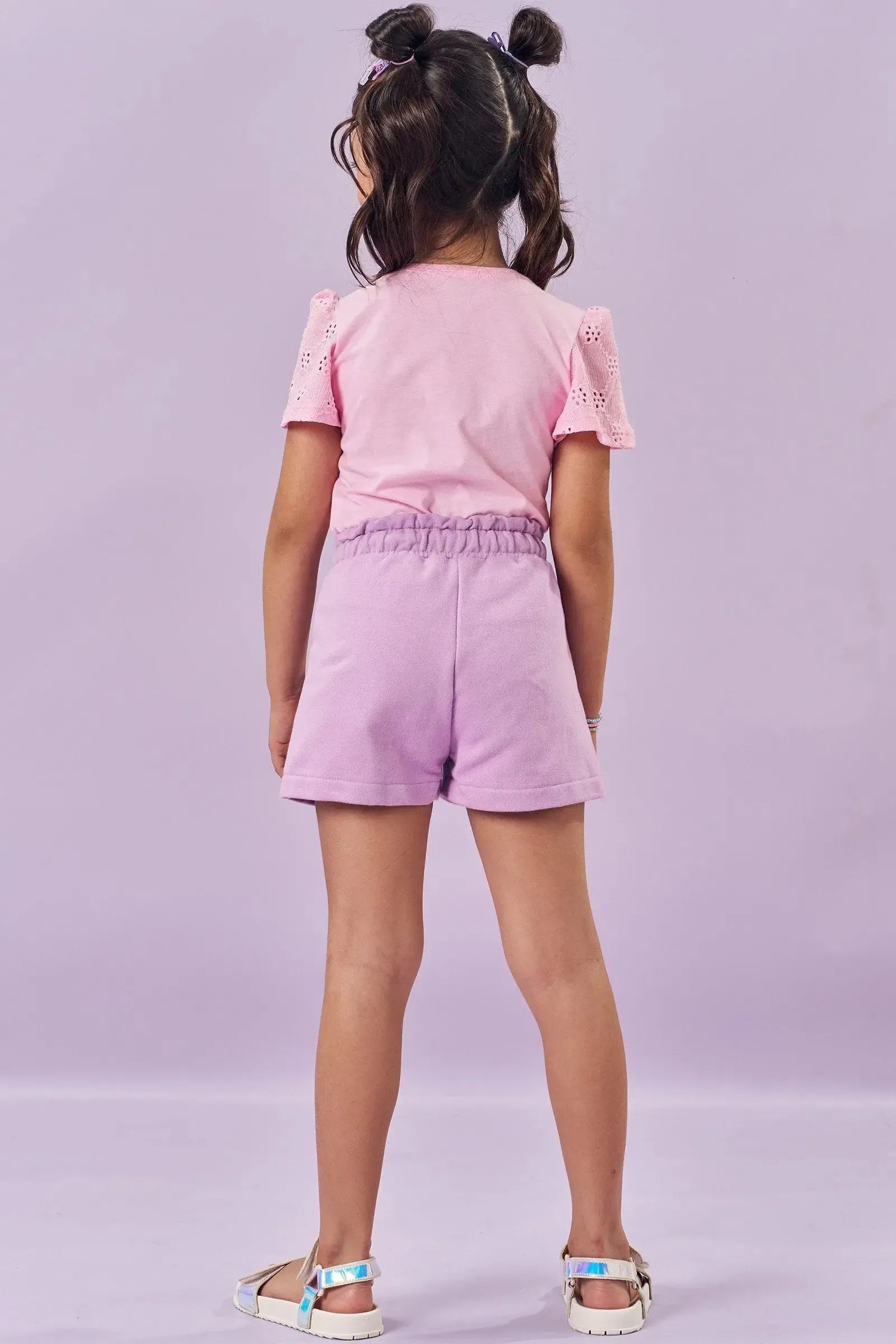 Conjunto de Blusa em Meia Malha e Shorts em Moletom 85215 Kukiê Infantil Menina