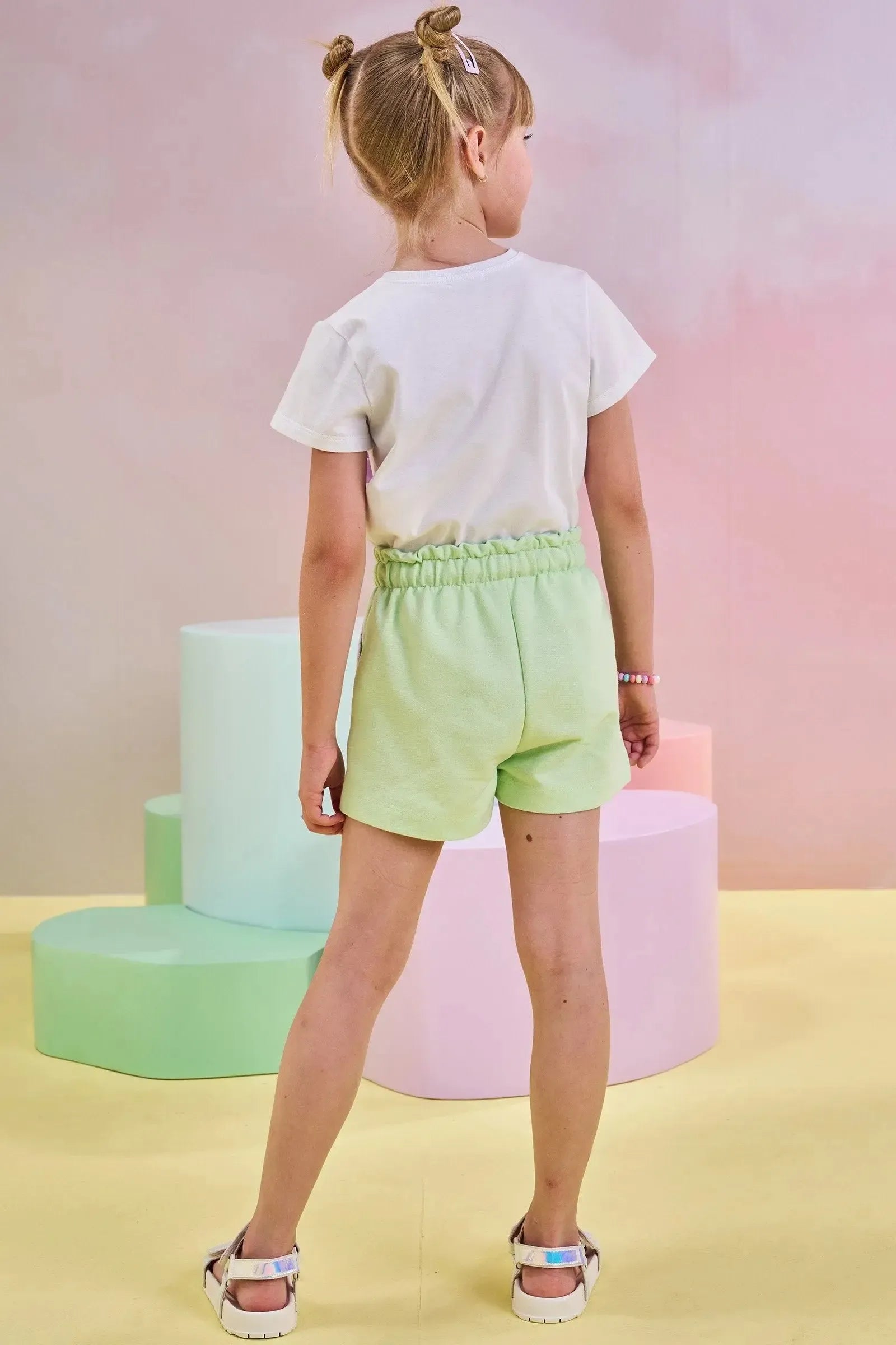 Conjunto de Blusa em Meia Malha e Shorts em Moletom sem Pelúcia 83455 Infanti Infantil Menina