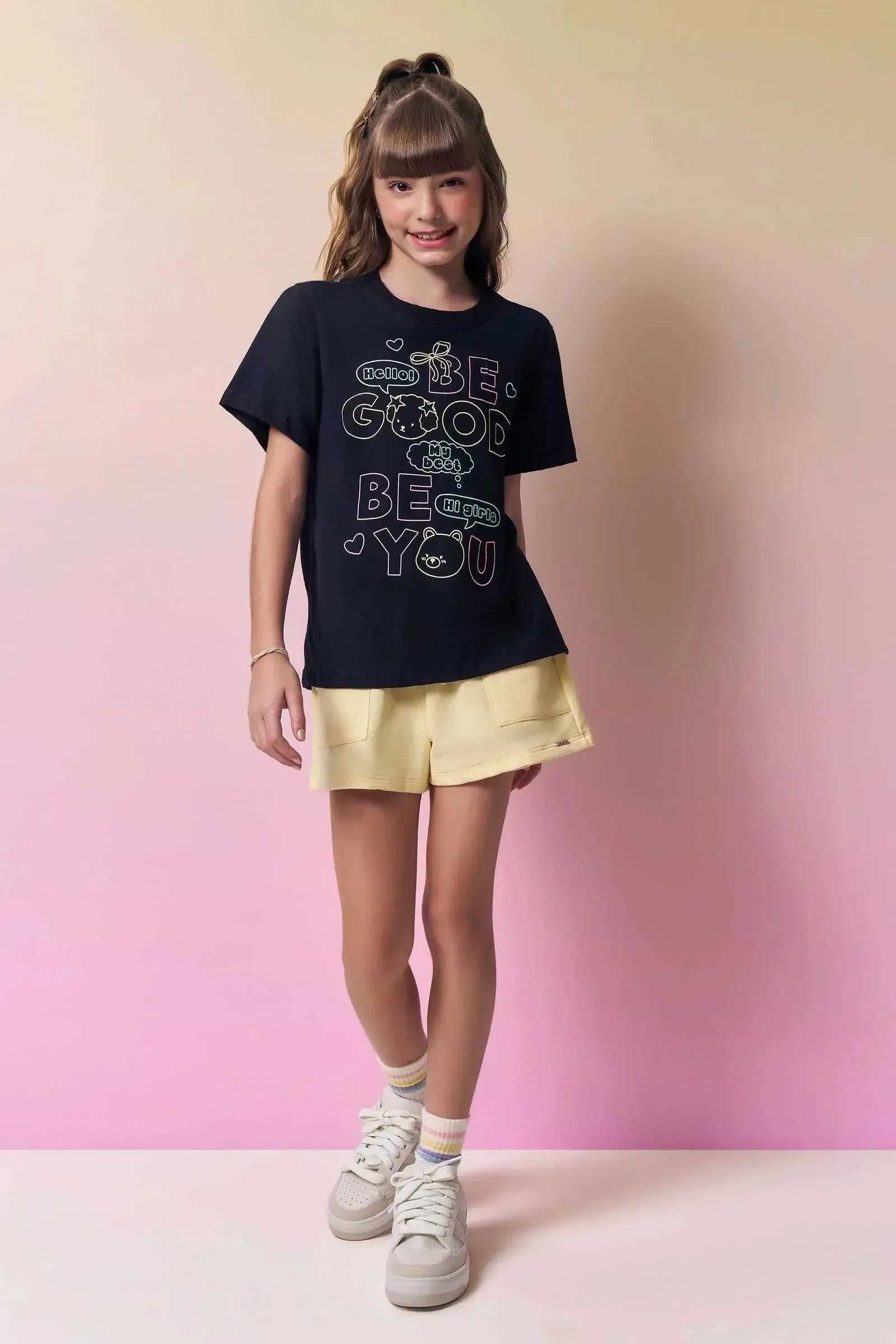 Conjunto de Blusa em Meia Malha e Shorts em Moletom sem Pelúcia 96985 Vic&Vicky Teen Menina
