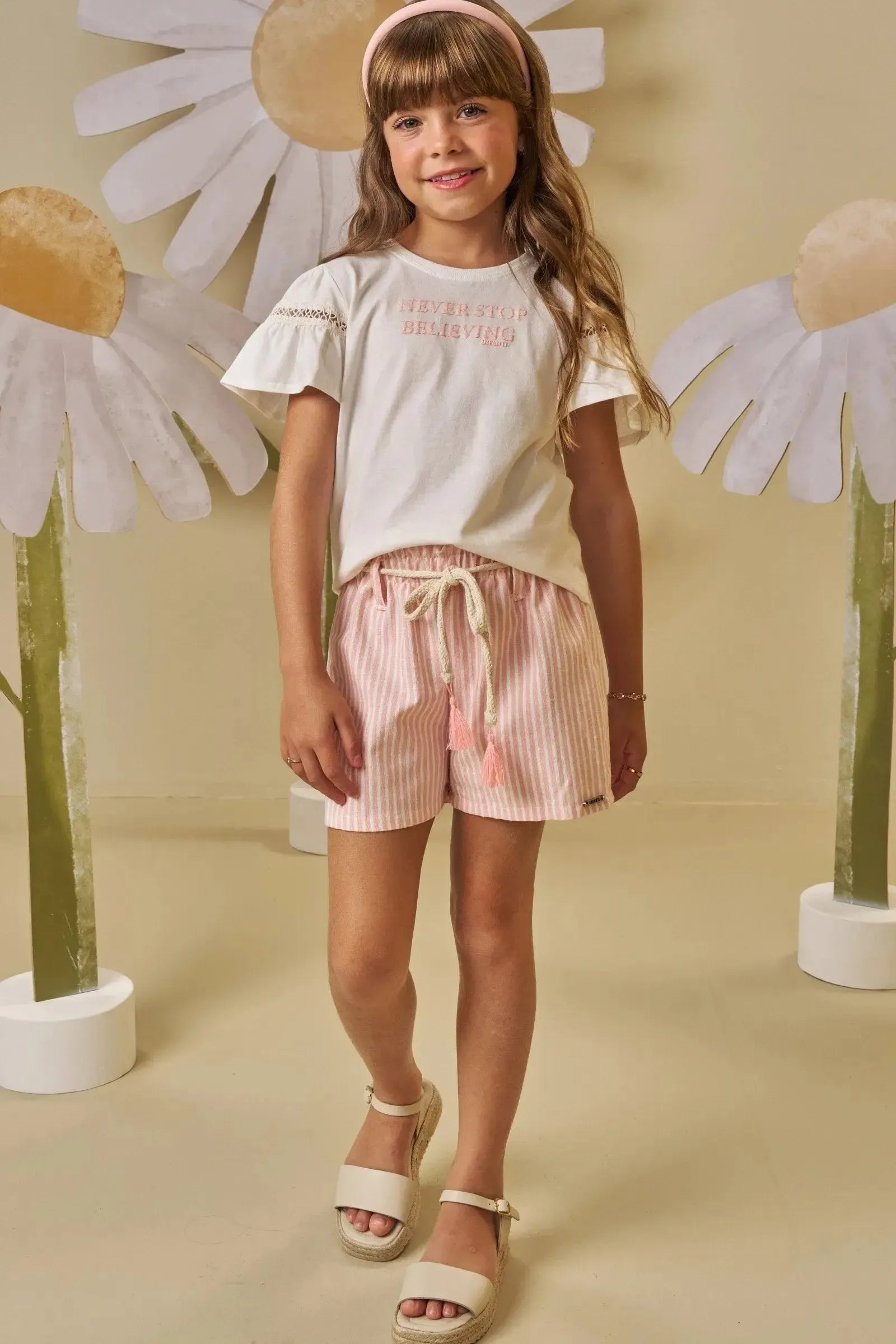 Conjunto de Blusa em Meia Malha e Shorts em Tecido Listrado 88151 Infanti Infantil Menina