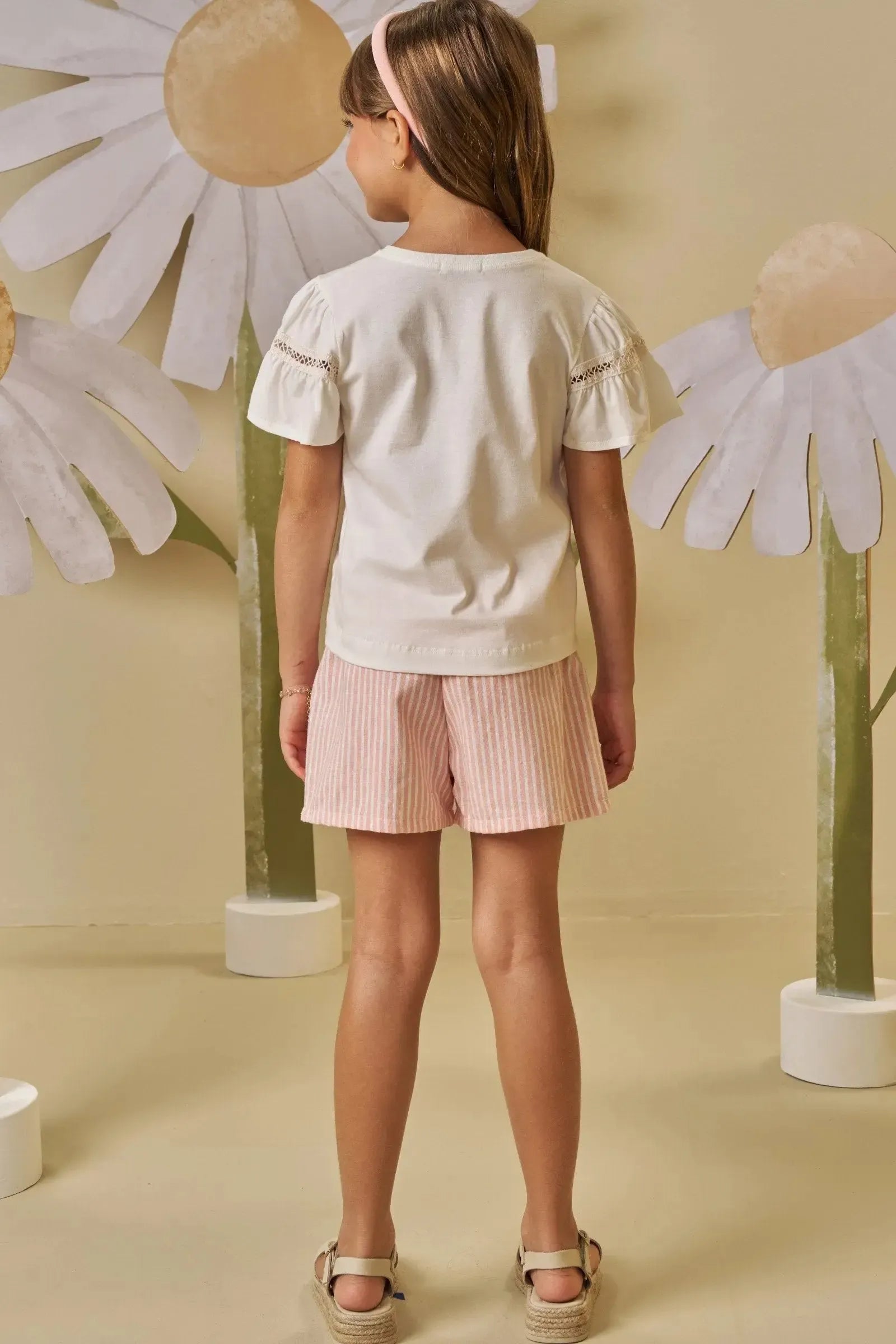 Conjunto de Blusa em Meia Malha e Shorts em Tecido Listrado 88151 Infanti Infantil Menina