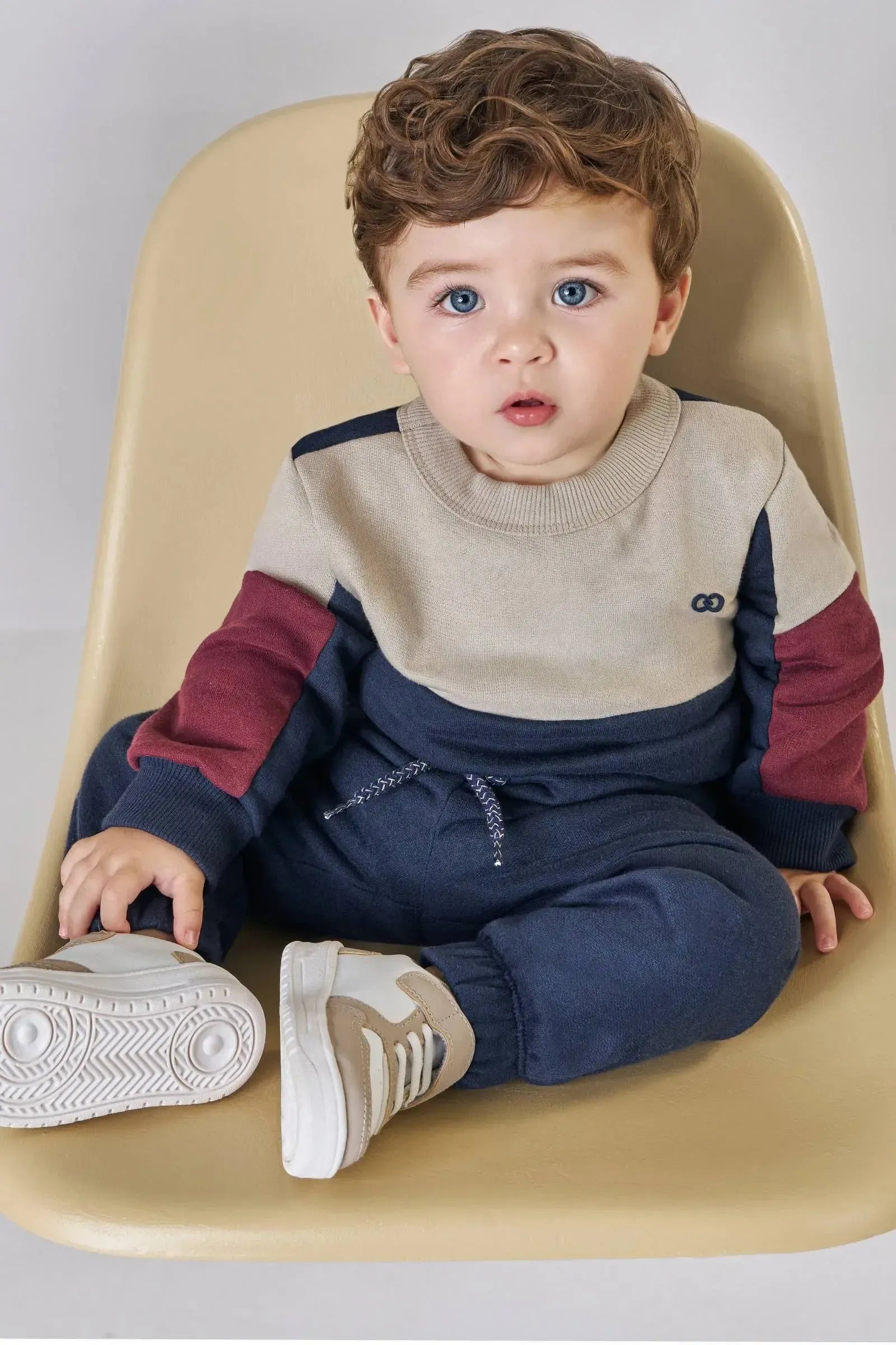 Conjunto de Blusão e Calça Jogger em Moletom com Pelúcia 89760 LucBoo Bebê Menino