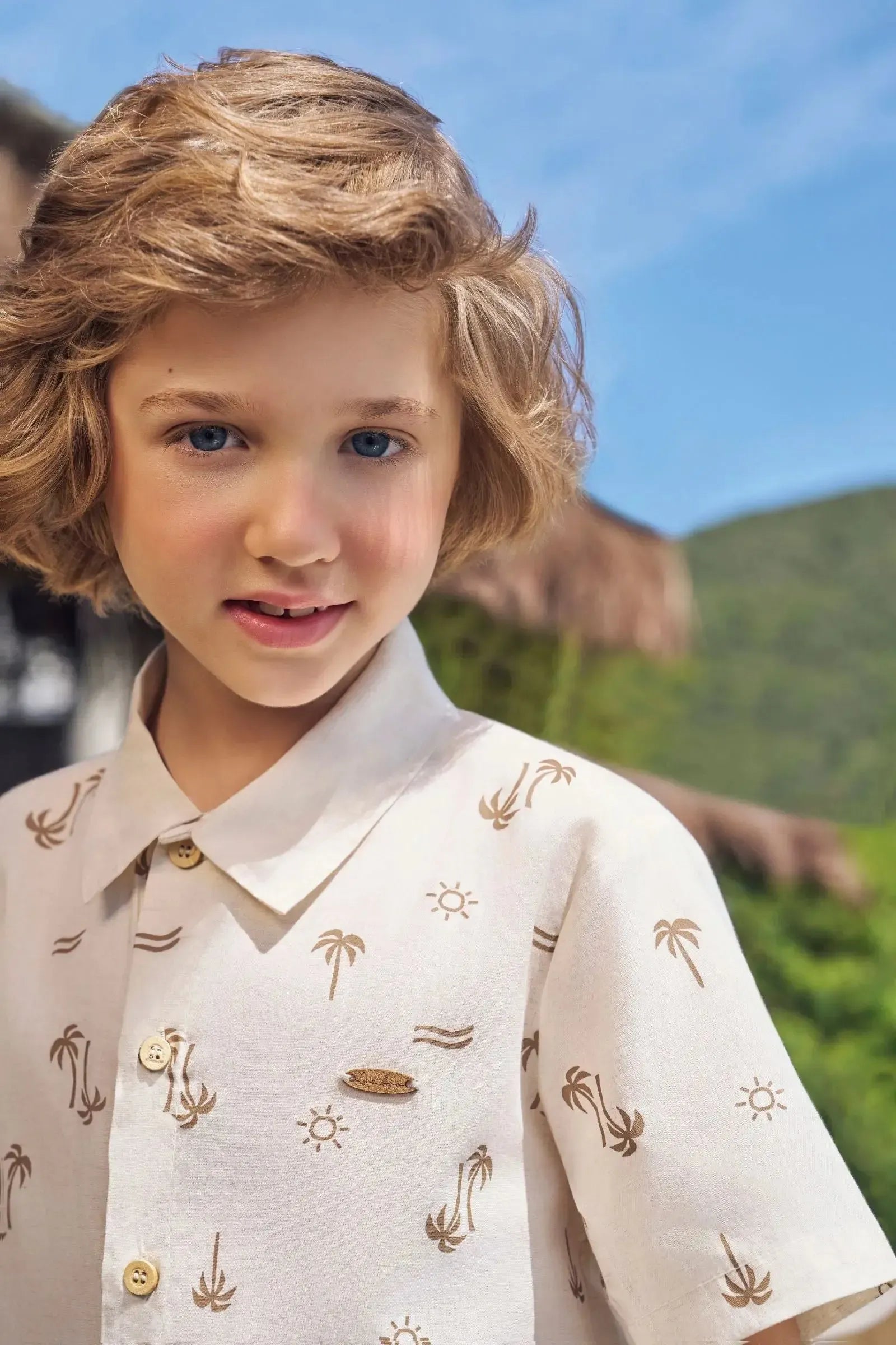 Conjunto de Camisa em Linho Deluxe e Bermuda em Cotton Jeans com Elastano 96050 LucBoo Infantil Menino