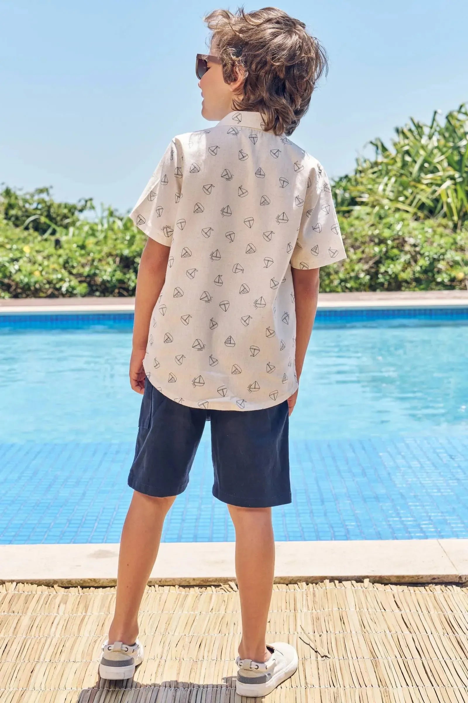 Conjunto de Camisa em Linho Deluxe e Bermuda em Sarja Caribe com Elastano 82842 LucBoo Infantil Menino