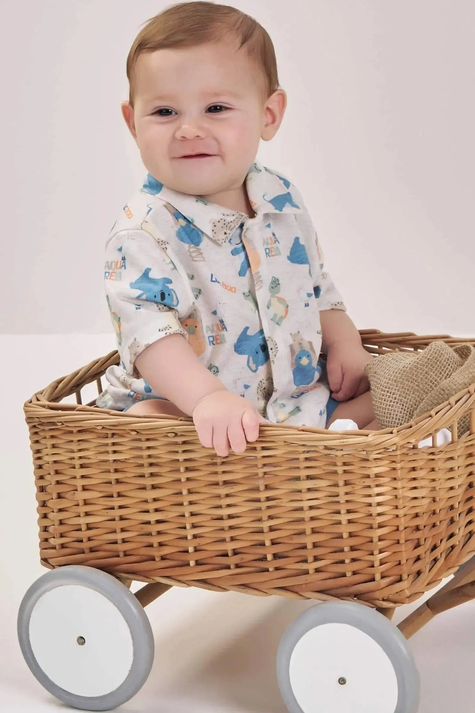 Conjunto de Camisa em Malha Wave e Bermuda em Sarja Onix Elastano 87860 LucBoo Bebê Menino