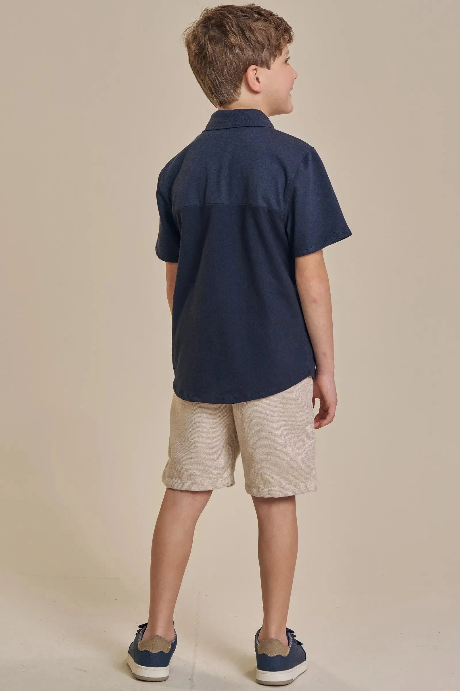 Conjunto de Camisa em Piquet com Elastano e Meia Malha e Bermuda em Tecido Sarjado 92425 LucBoo Infantil Menino