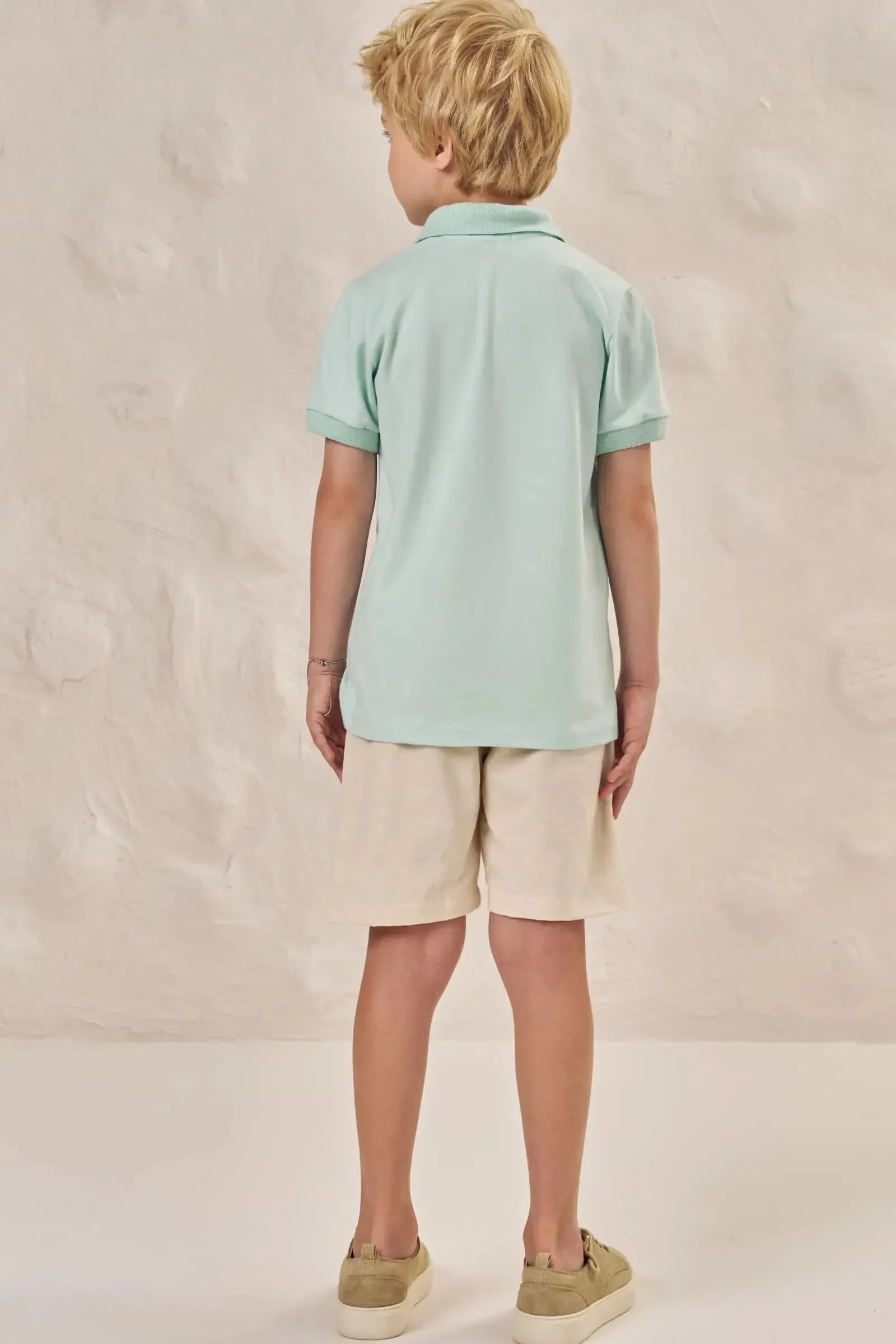 Conjunto de Camisa Polo em Piquet com Elastano e Bermuda em Linho Santorine com Elastano 88831 LucBoo Infantil Menino
