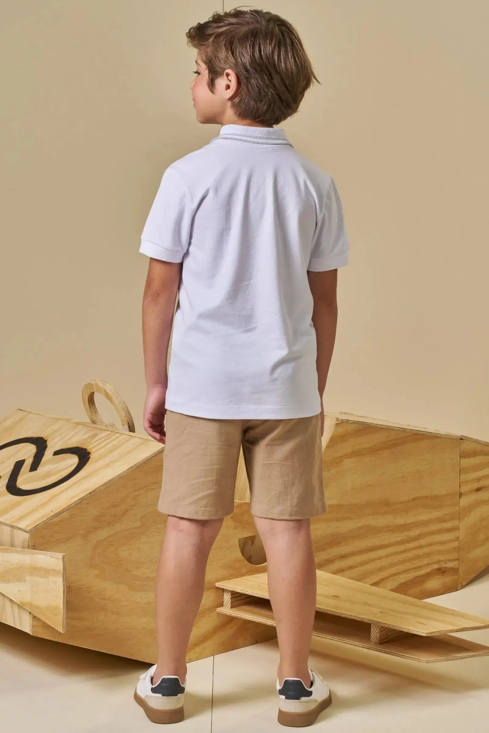 Conjunto de Camisa Polo em Piquet com Elastano e Bermuda em Linho Santorine com Elastano 94568 LucBoo Infantil Menino