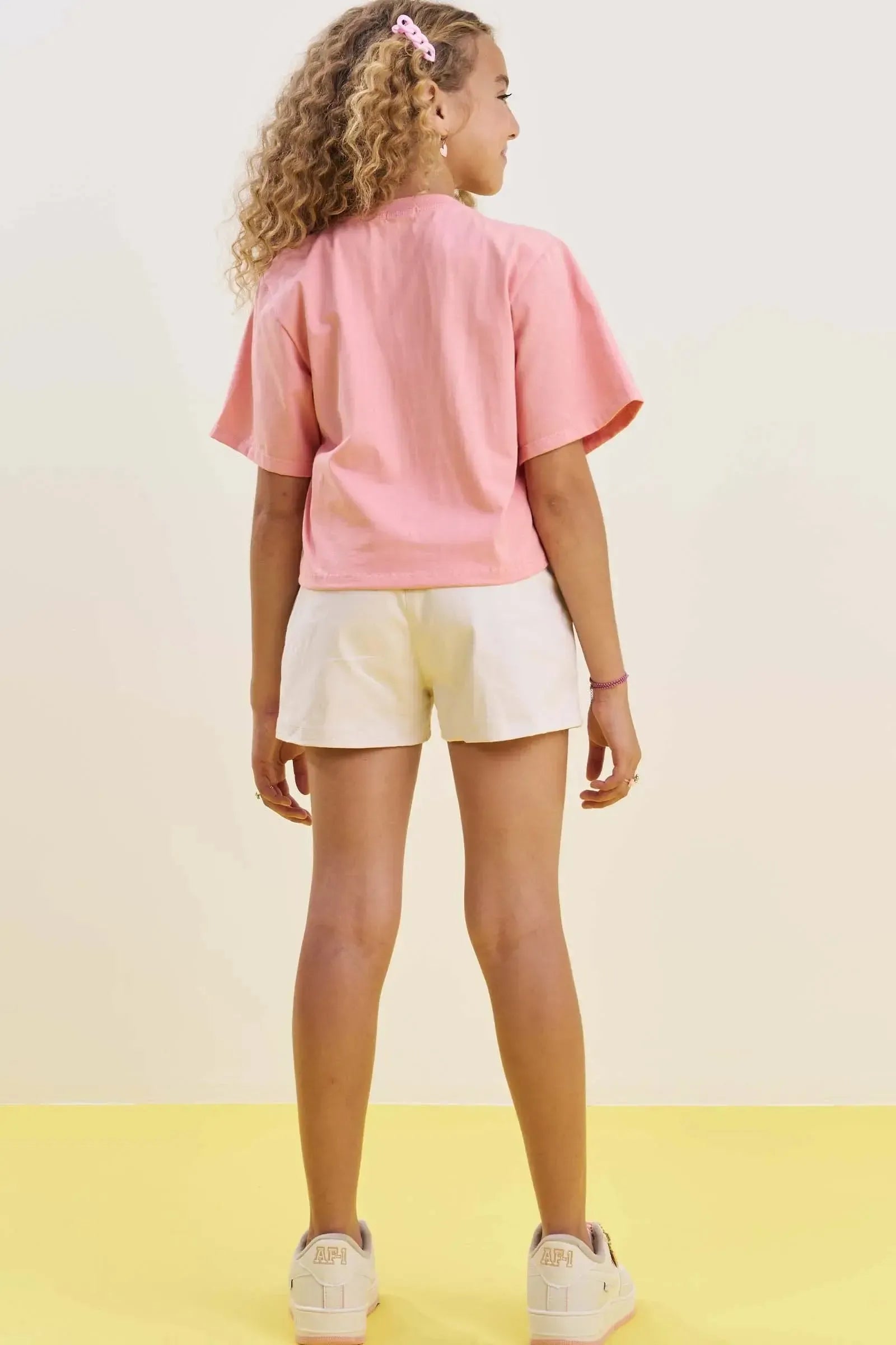 Conjunto de Camiseta Boxy Over em Meia Malha e Shorts em Sarja com Elastano 85193 Vic&Vicky Teen Menina