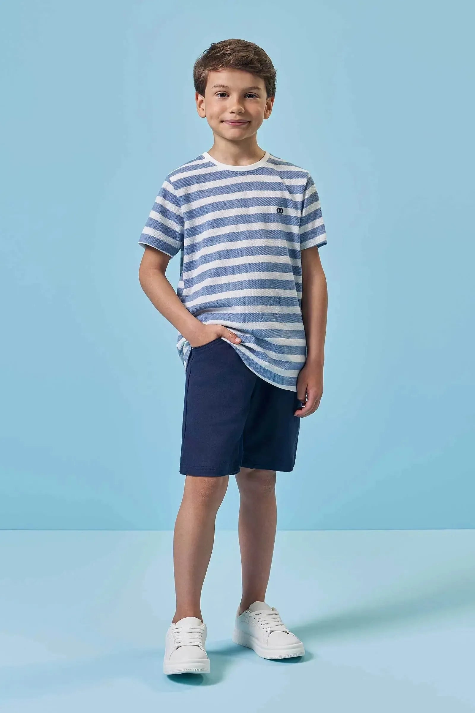 Conjunto de Camiseta em Malha Brizza e Bermuda em Sarja Girassol com Elastano 96002 LucBoo Infantil Menino