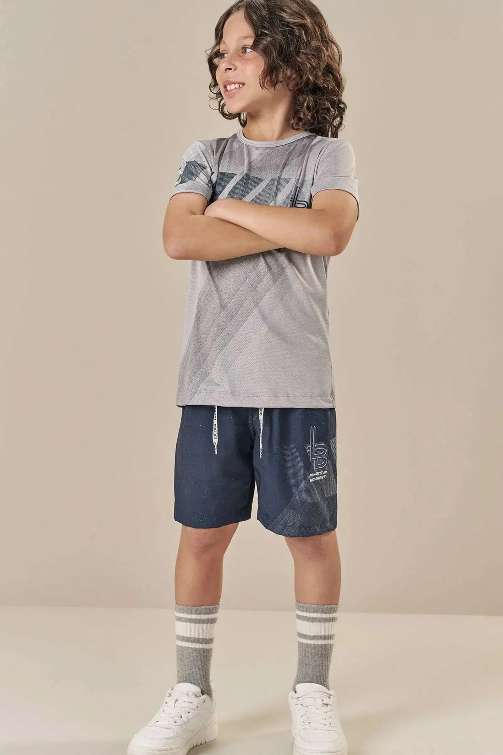 Conjunto de Camiseta em Malha Dry Yuki e Bermuda em Nylon Ergonomic com Elastano 84206 LucBoo Infantil Menino