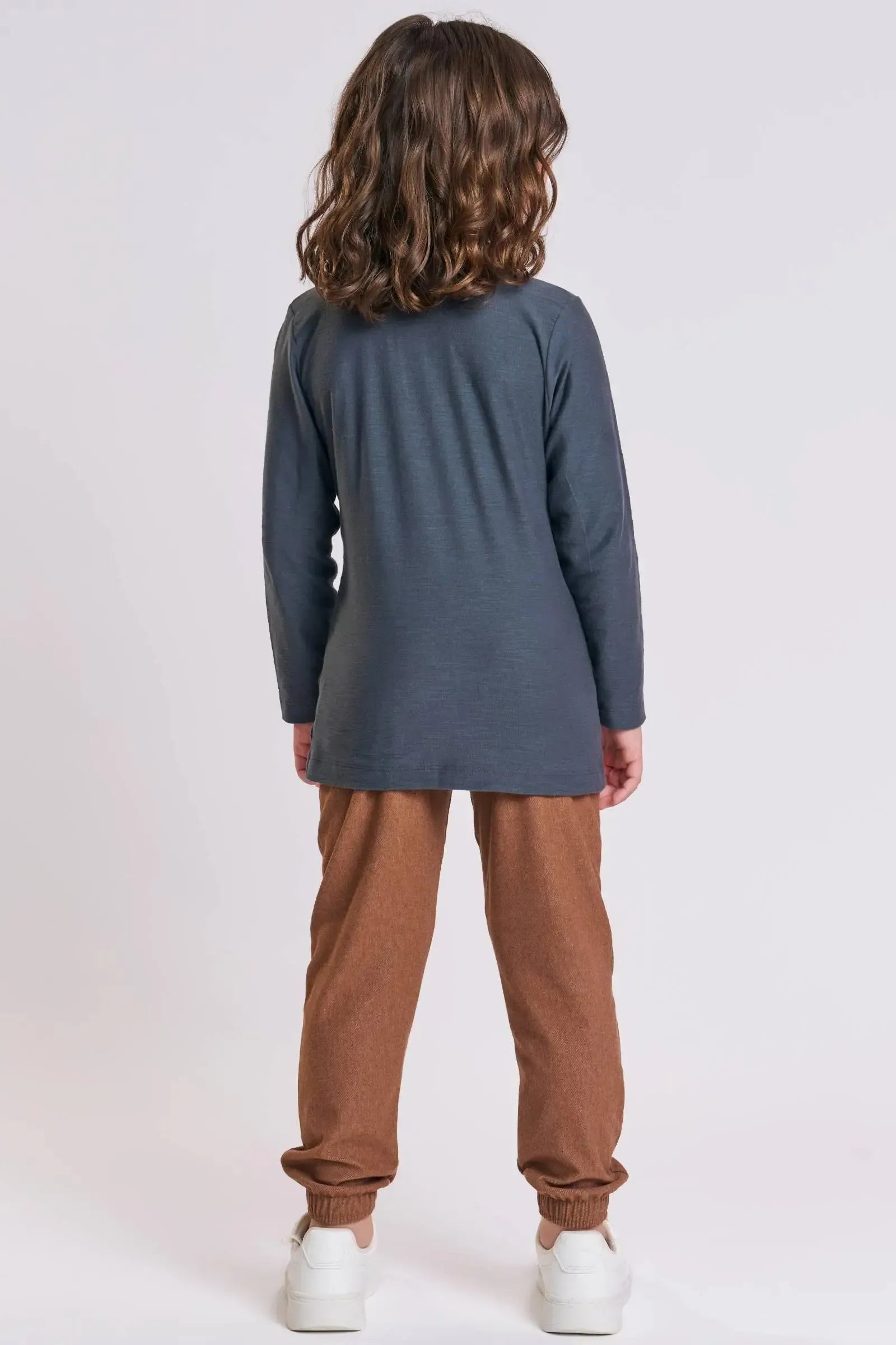 Conjunto de Camiseta em Malha Flamê e Calça Jogger em Cotton Jeans com Elastano 90753 LucBoo Infantil Menino