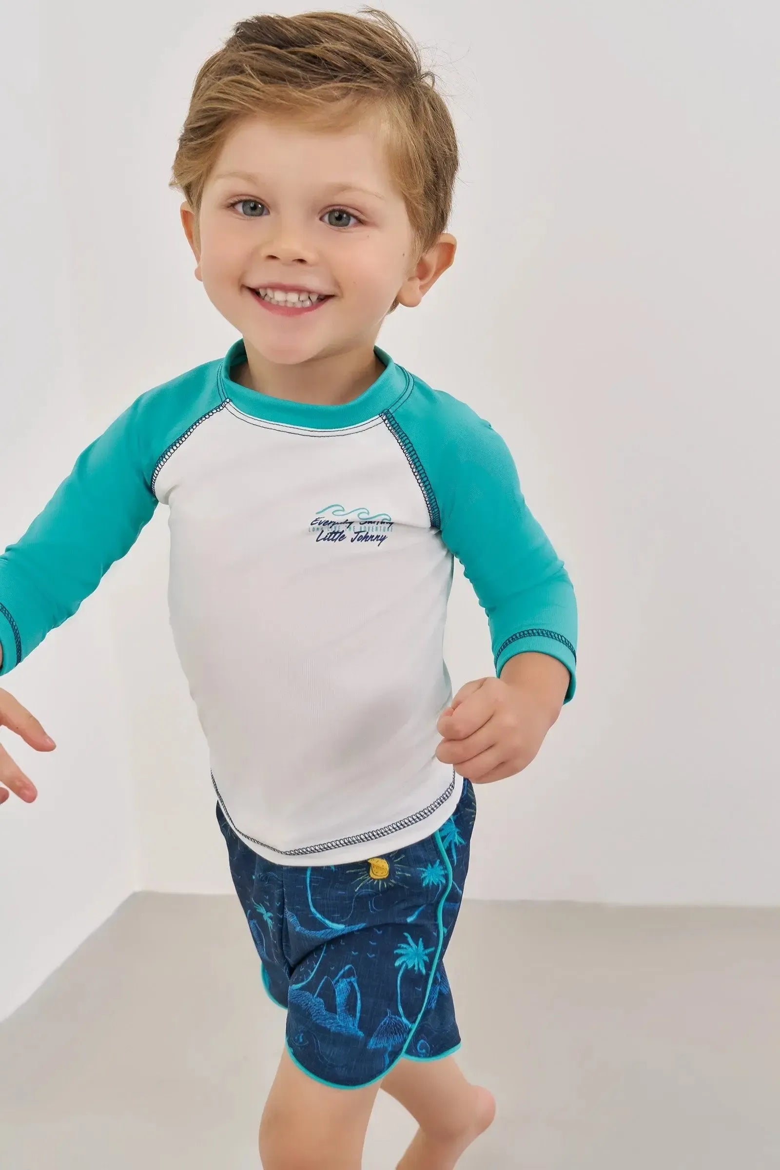 Conjunto de Camiseta em Malha Uv Dry com Proteção UV50+ e Bermuda em Nylon com Elastano 88290 Johnny Fox Bebê Menino