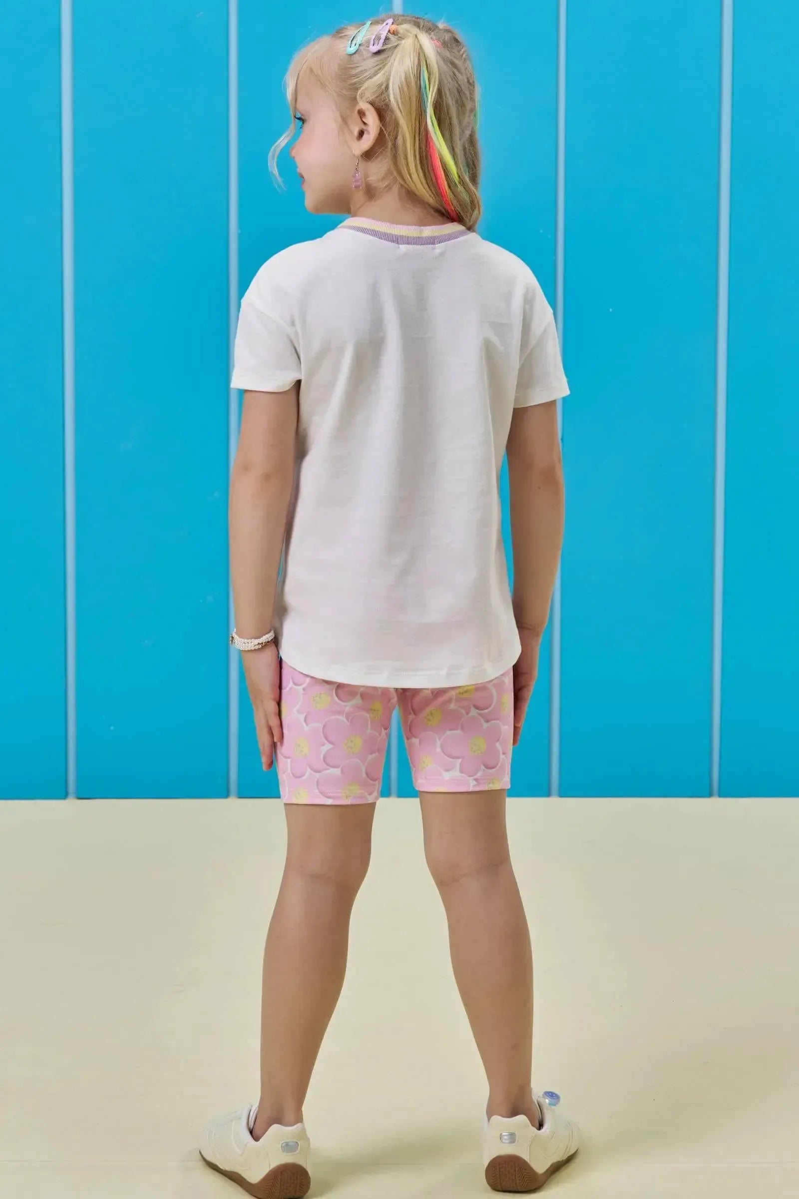 Conjunto de Camiseta em Meia Malha e Bermuda Biker em Molecotton 96401 Kukiê Infantil Menina