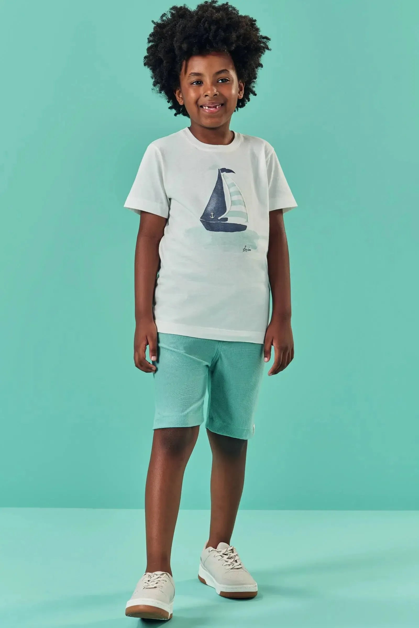Conjunto de Camiseta em Meia Malha e Bermuda em Cotton Jeans com Elastano 82895 LucBoo Infantil Menino