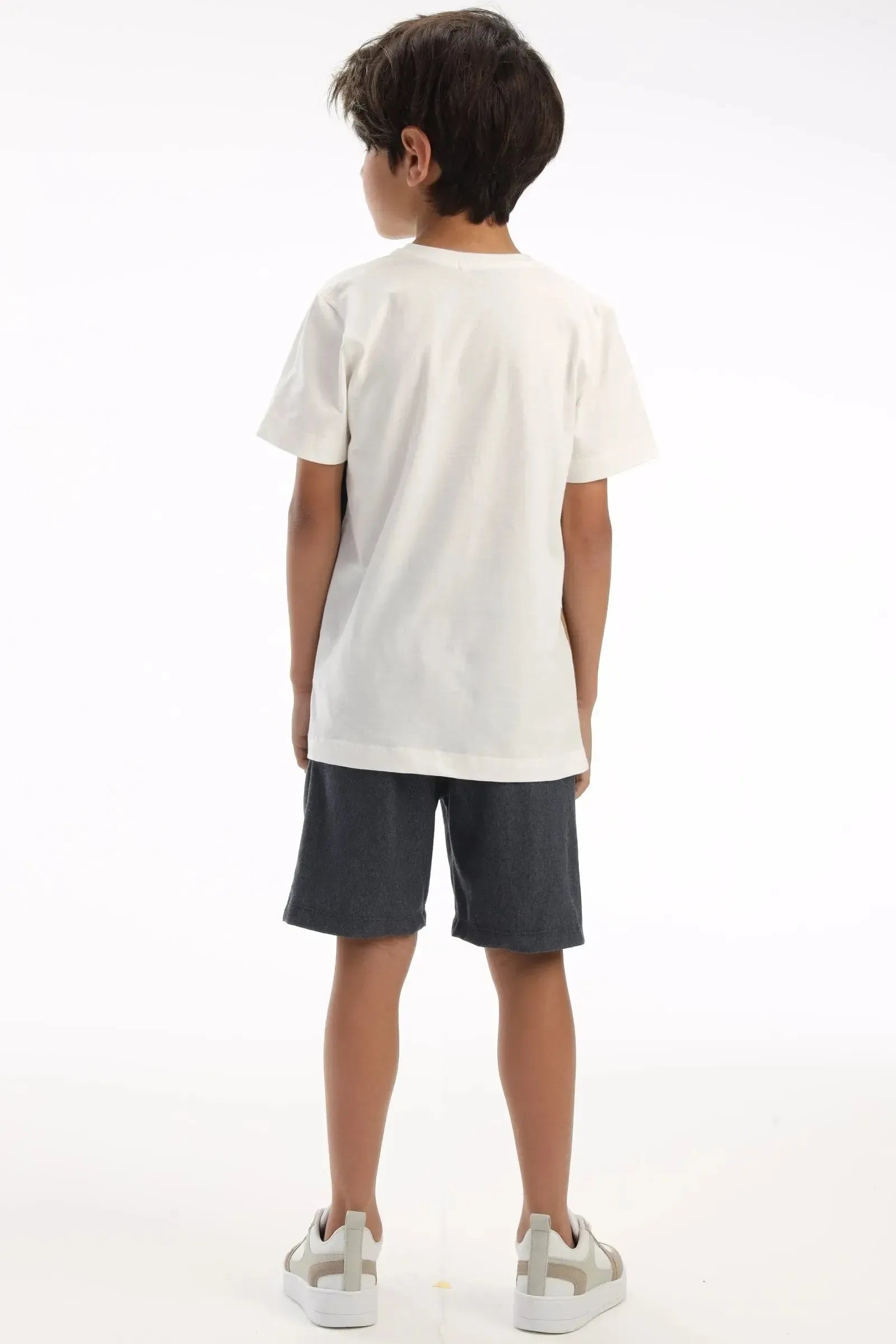 Conjunto de Camiseta em Meia Malha e Bermuda em Cotton Jeans com Elastano 92433 LucBoo Infantil Menino